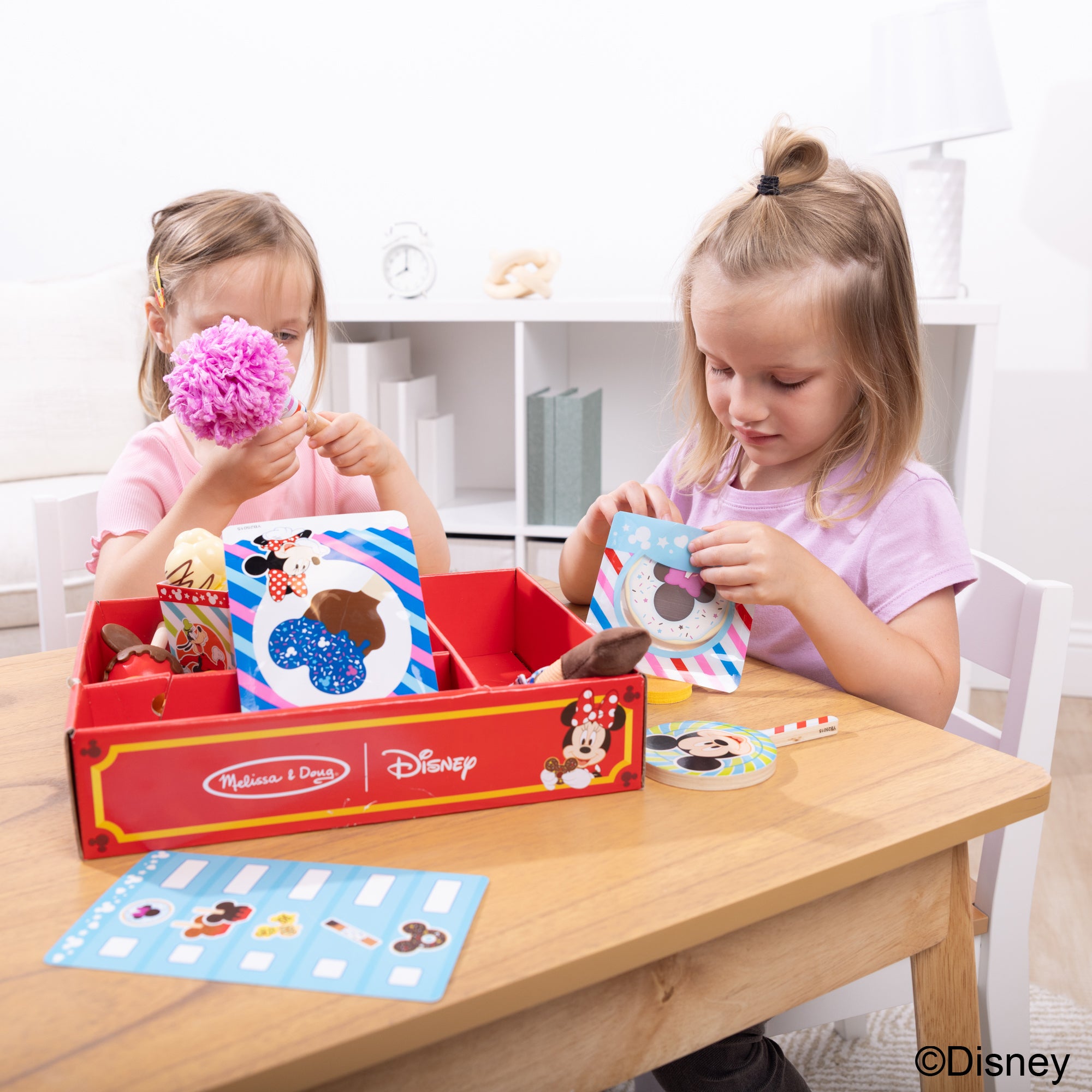 Disney Snacks & Popcorn Play Set - Image 8