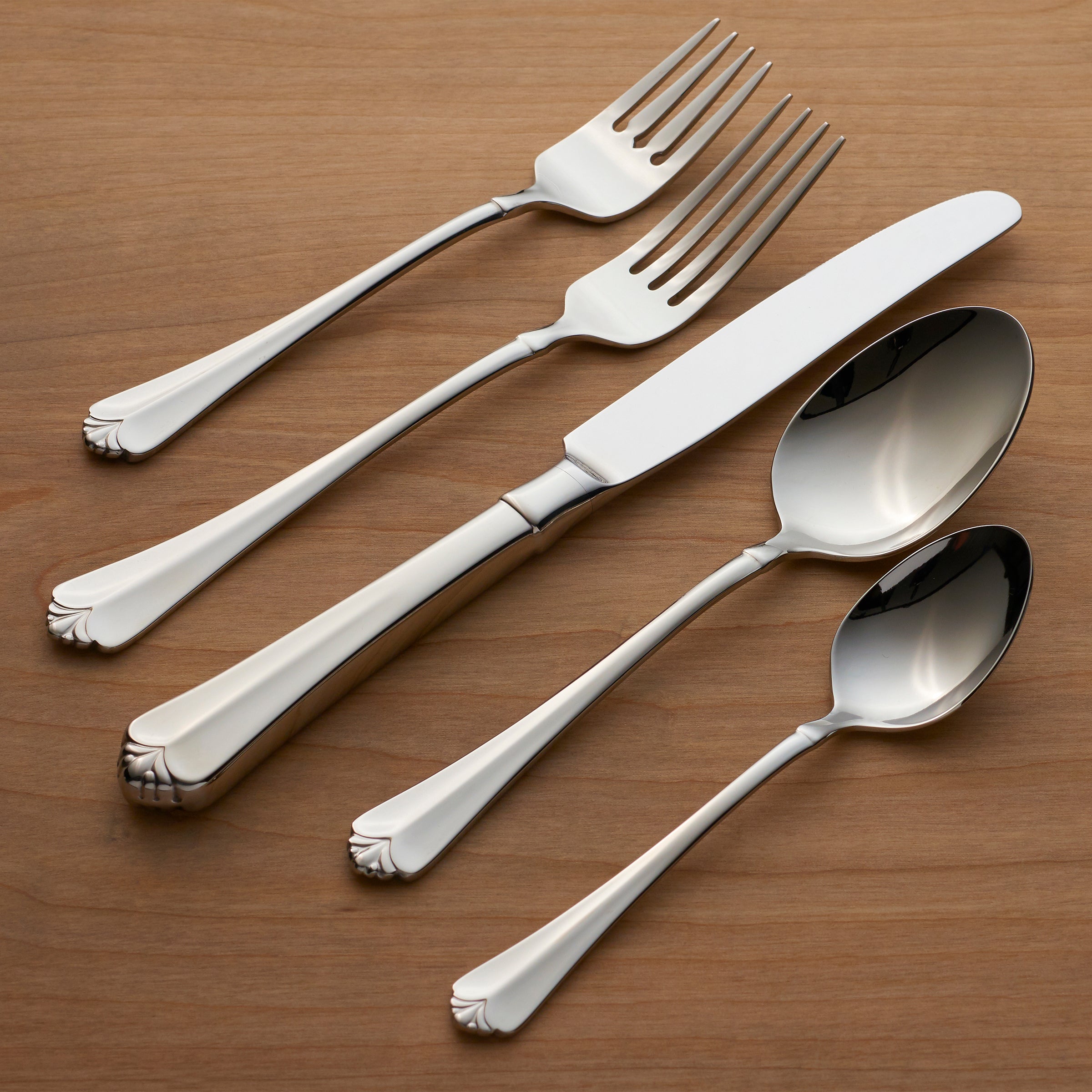 Juilliard 53-Piece Flatware Set - Image 3