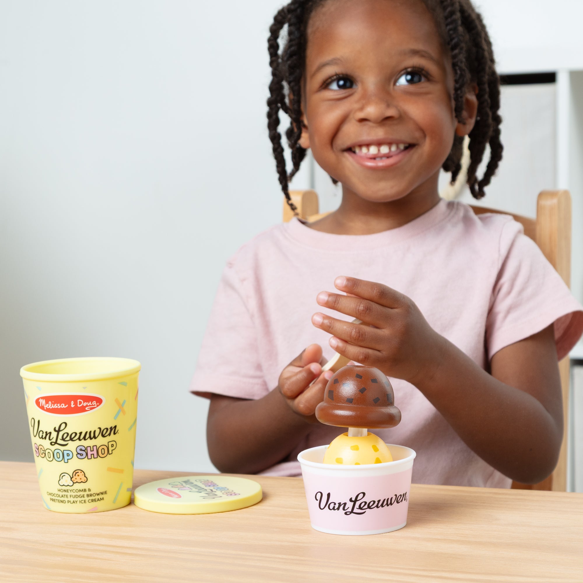 Melissa & Doug x Van Leeuwen Scoop Pack - Image 4