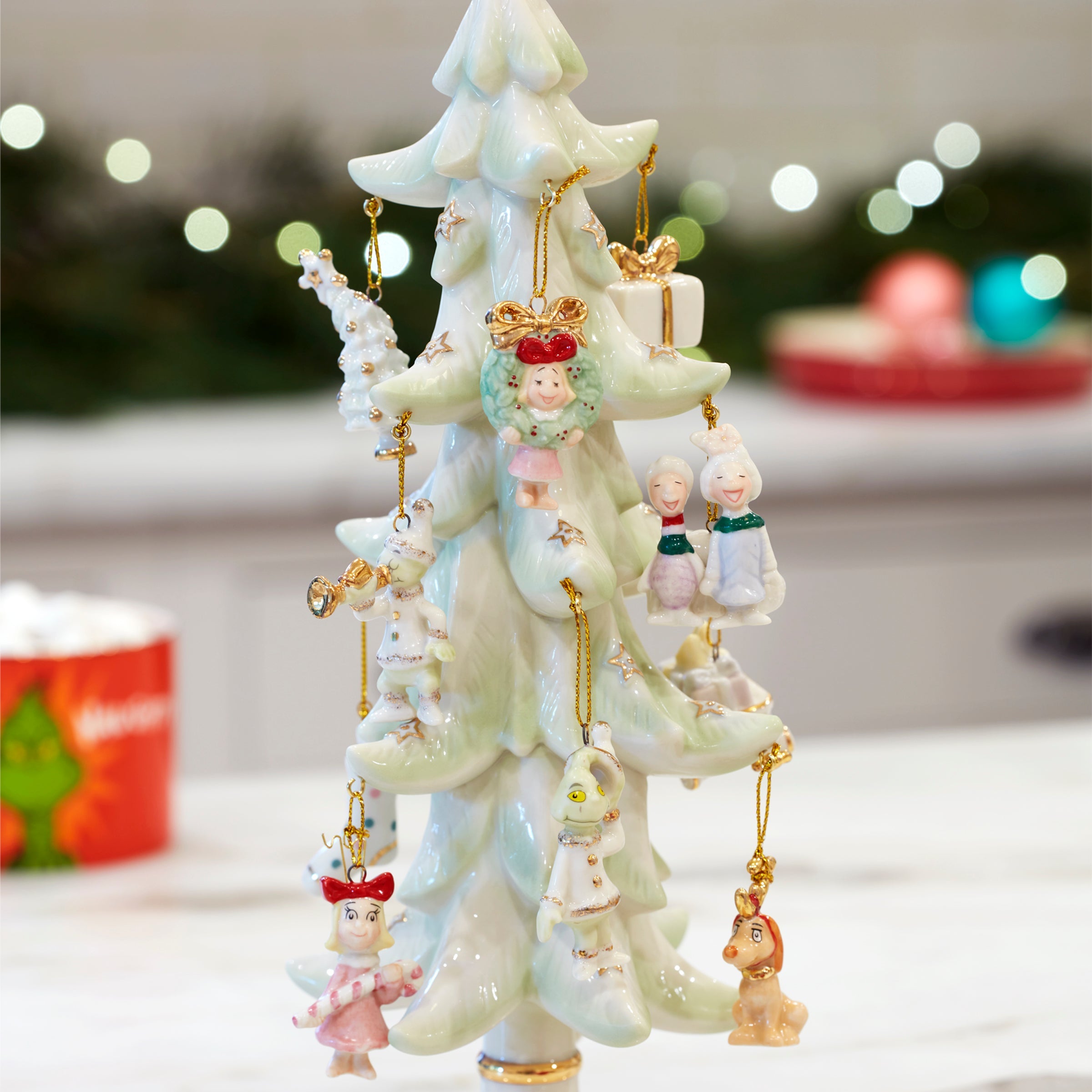 How The Grinch Stole Christmas 12-Piece Ornament & Tree Set - Image 6