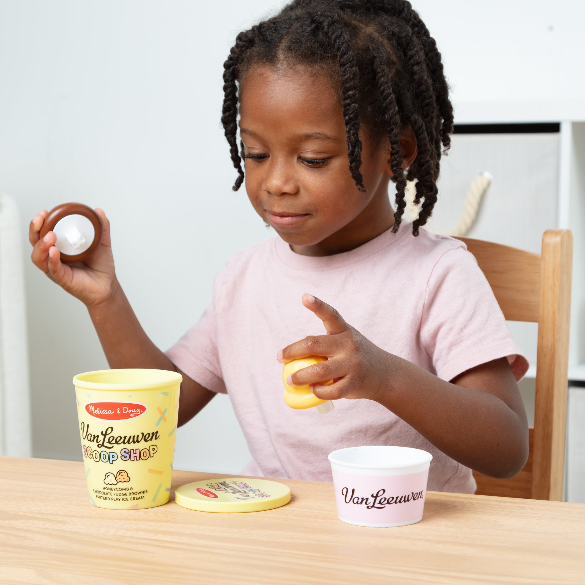 Melissa & Doug x Van Leeuwen Scoop Pack - Image 7