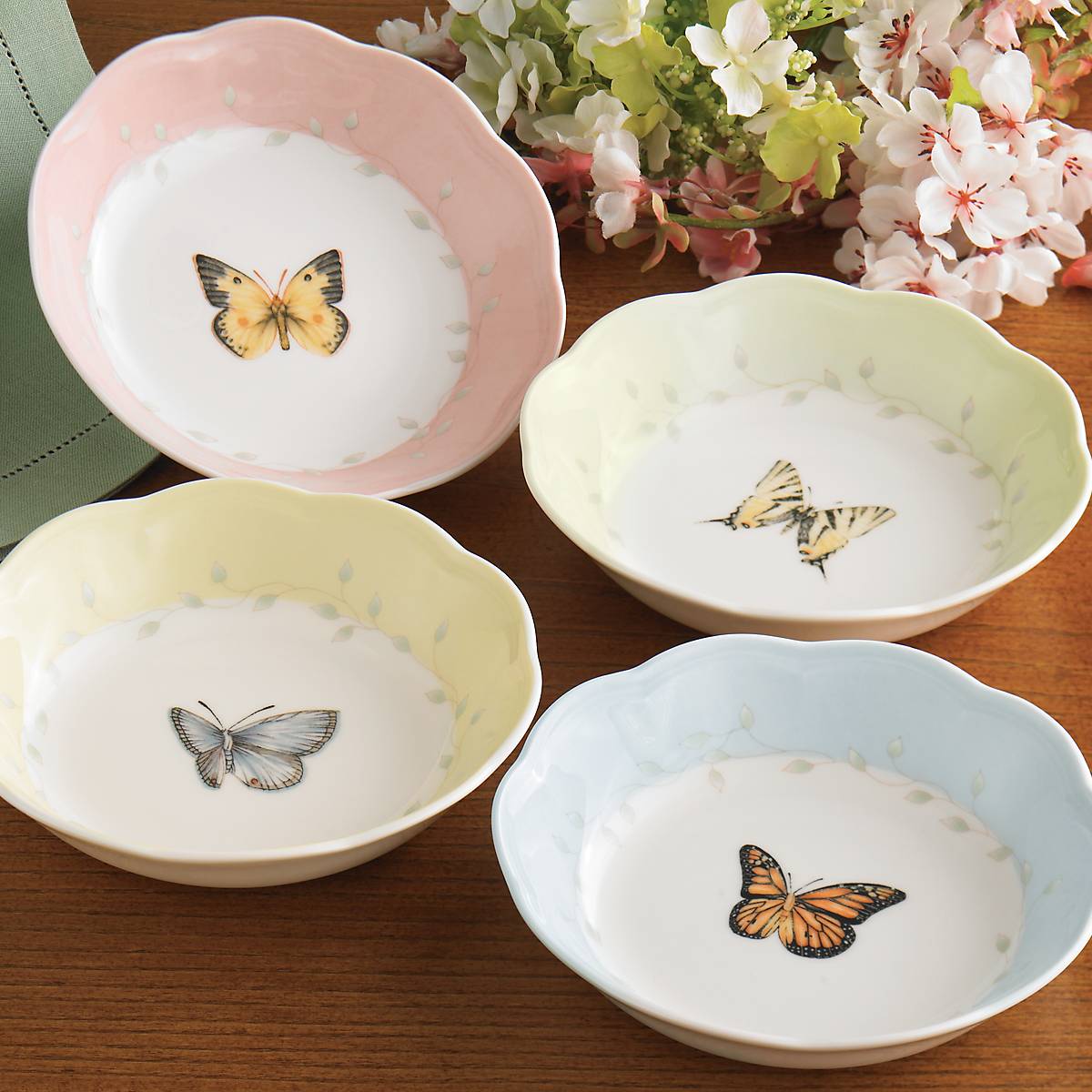 Butterfly Meadow Fruit Bowls. Set 4 - Image 3