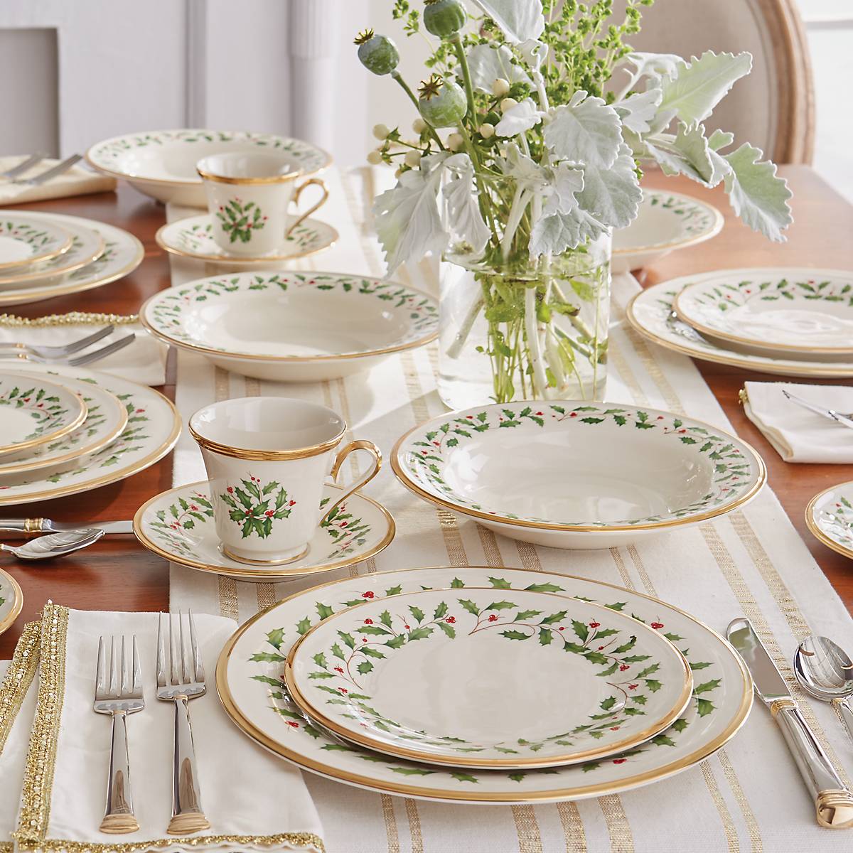 Holiday Dinner Plates. Set of 6 - Image 7
