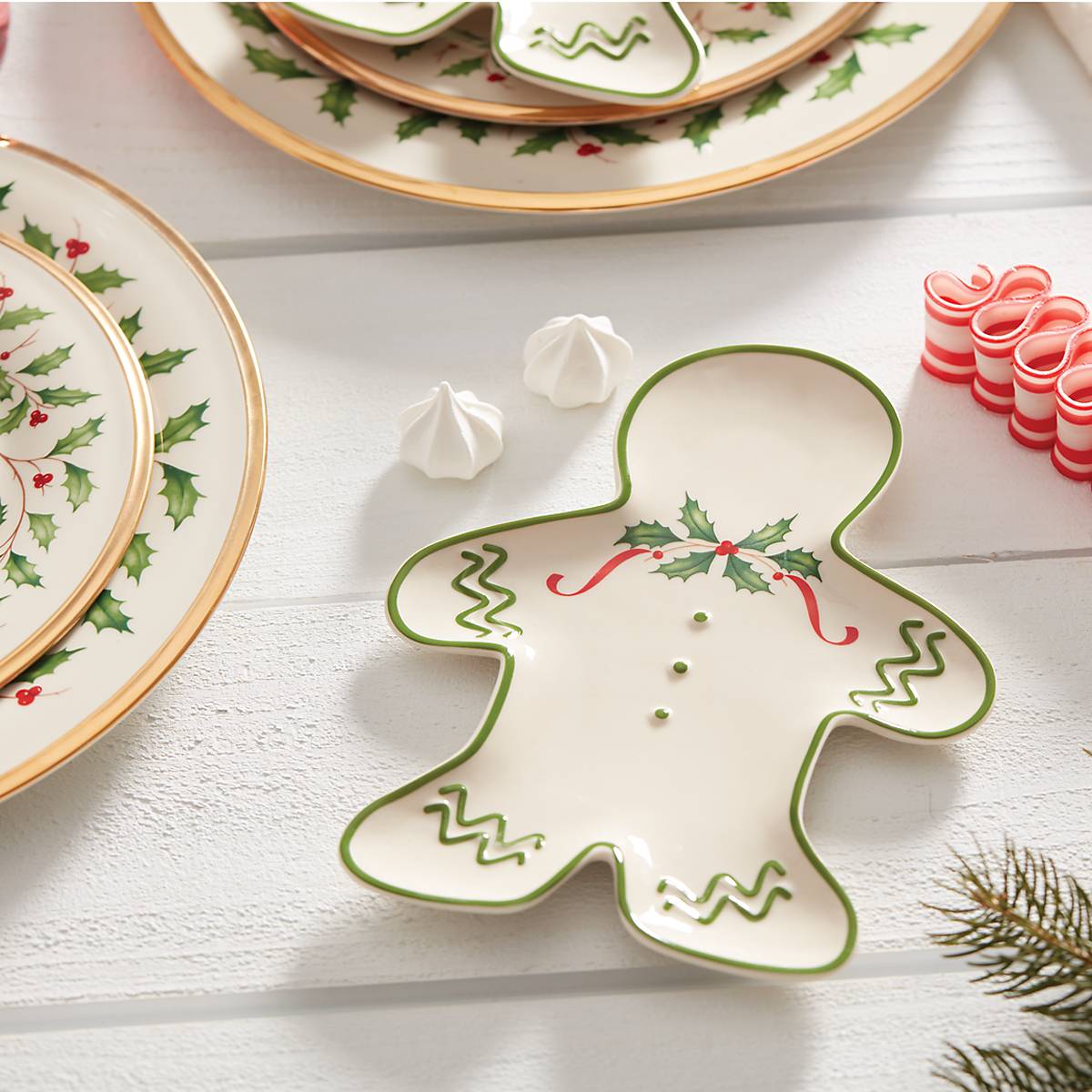 Holiday Gingerbread Man Accent Plate - Image 2