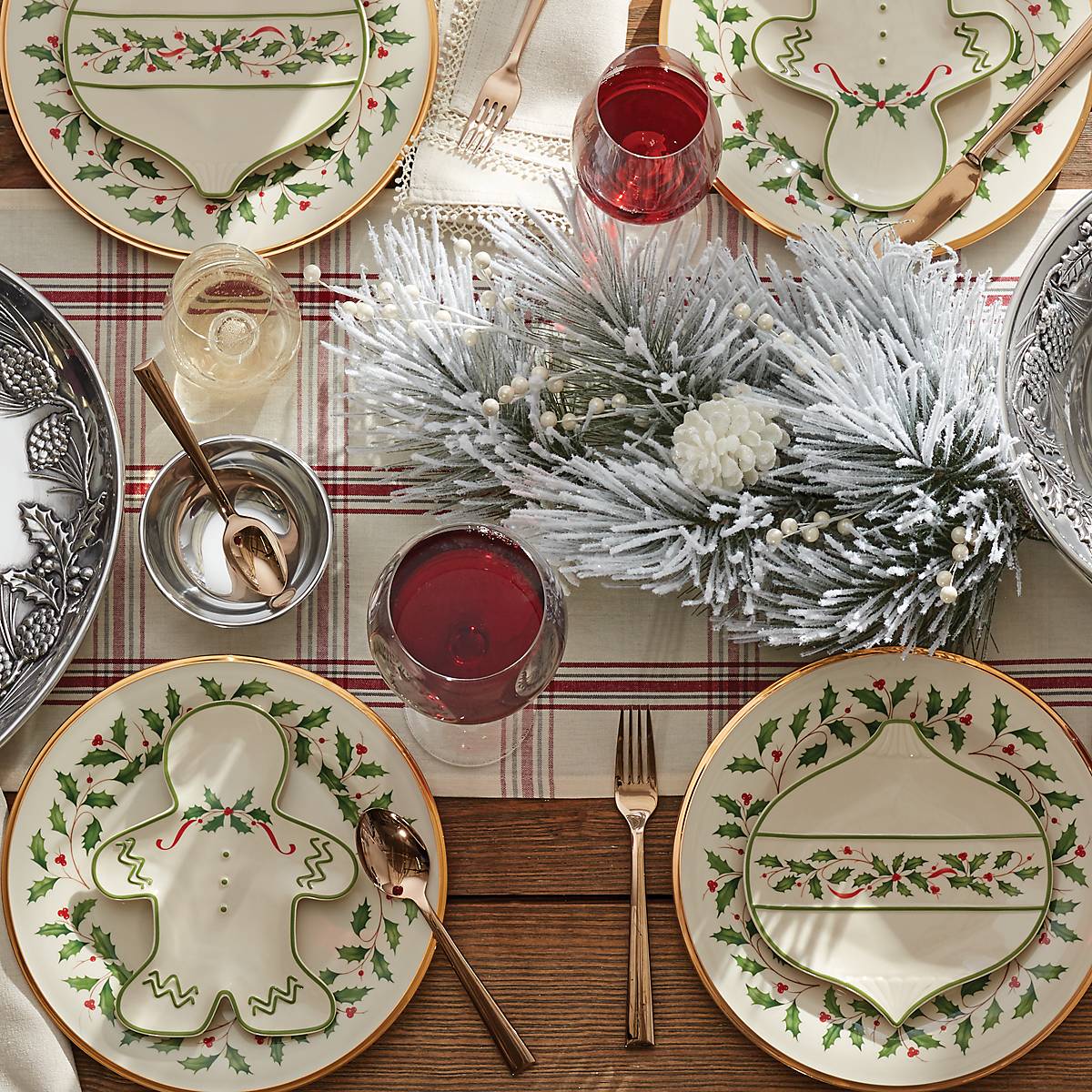 Holiday Gingerbread Man Accent Plate - Image 3