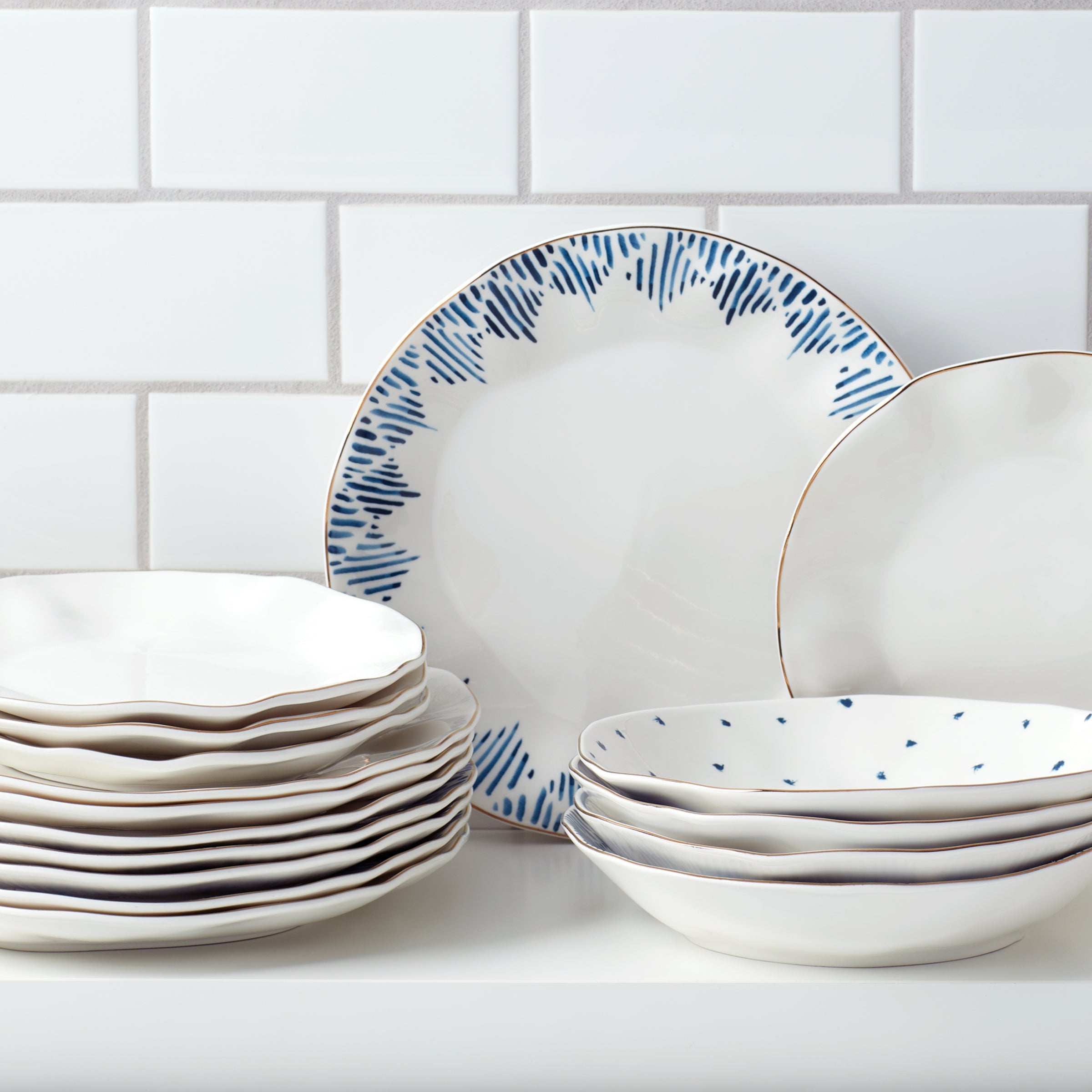 Blue Bay White Dinner Plates. Set of 4 - Image 4