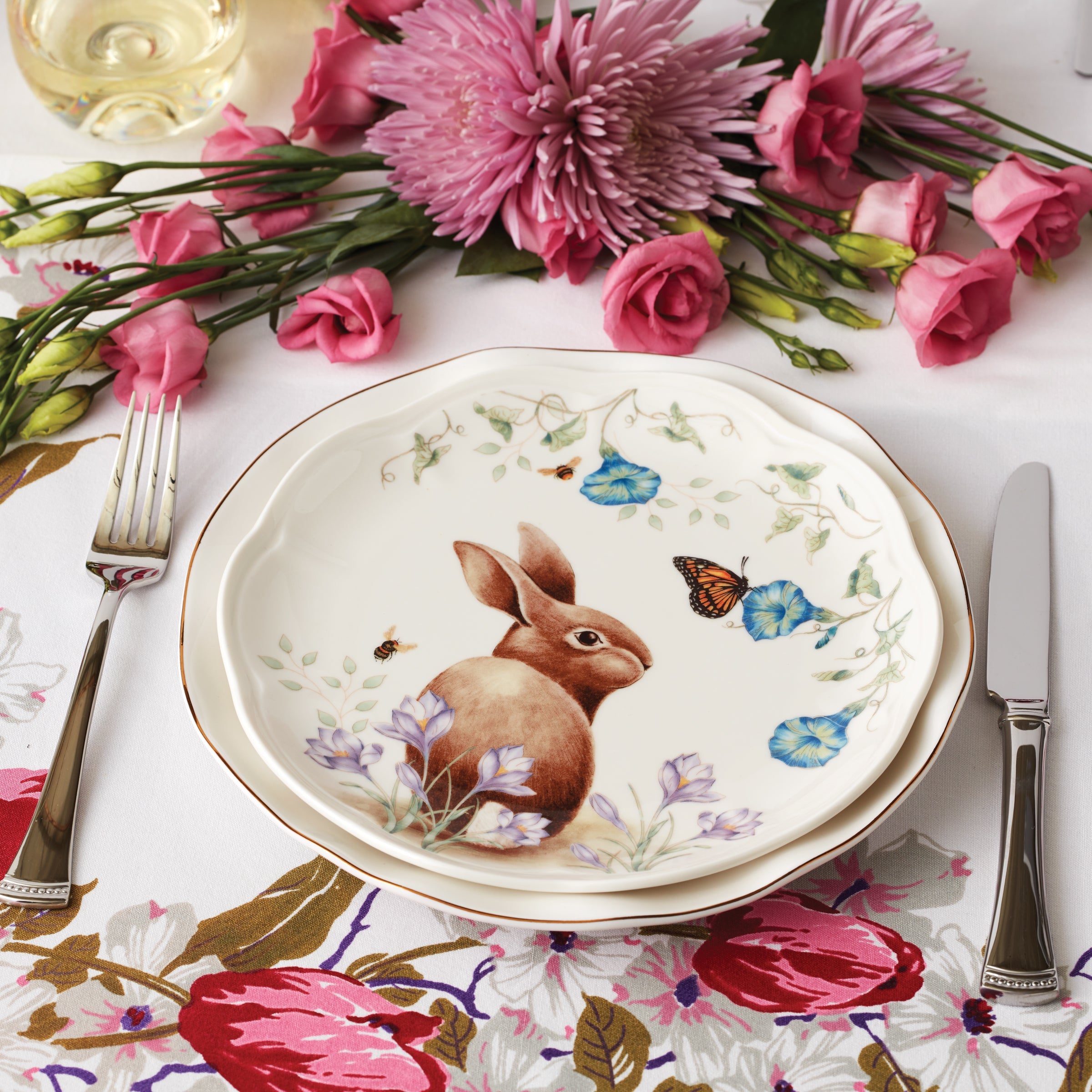 Butterfly Meadow Bunny Accent Plates. Set of 4 - Image 4