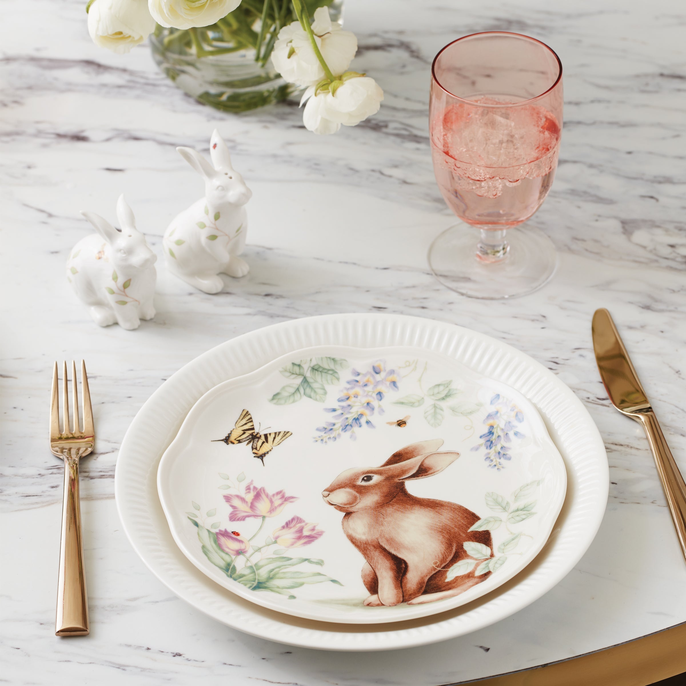 Butterfly Meadow Bunny Accent Plates. Set of 4 - Image 6