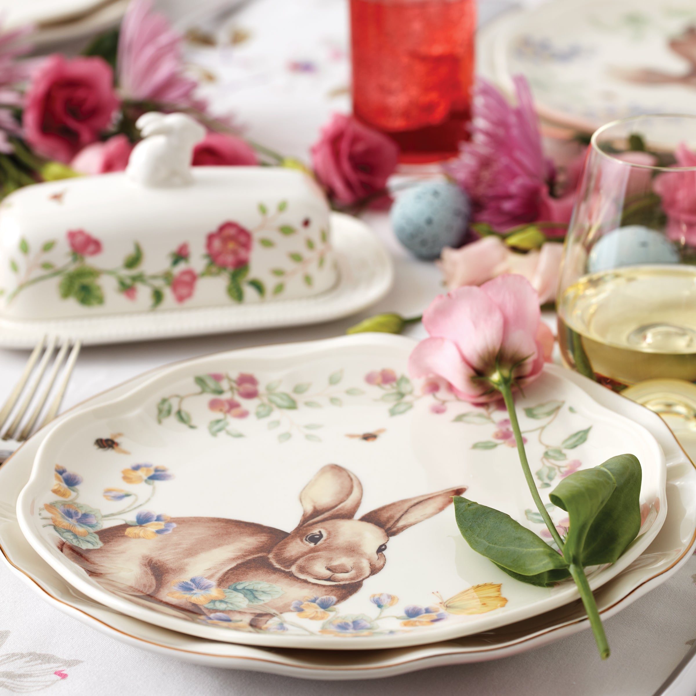 Butterfly Meadow Bunny Accent Plates. Set of 4 - Image 3