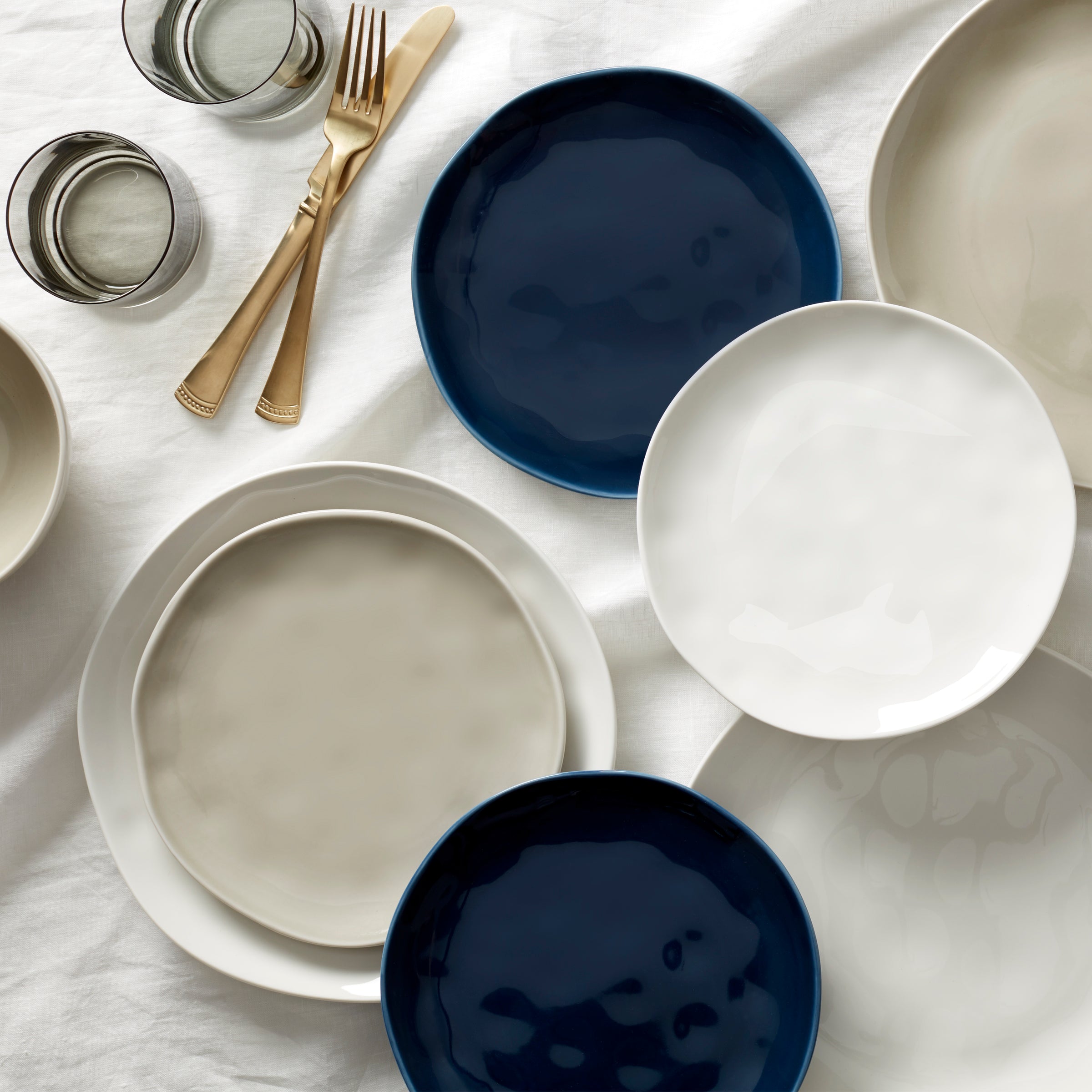 Bay Colors Grey Dinner Plates. Set of 4 - Image 2
