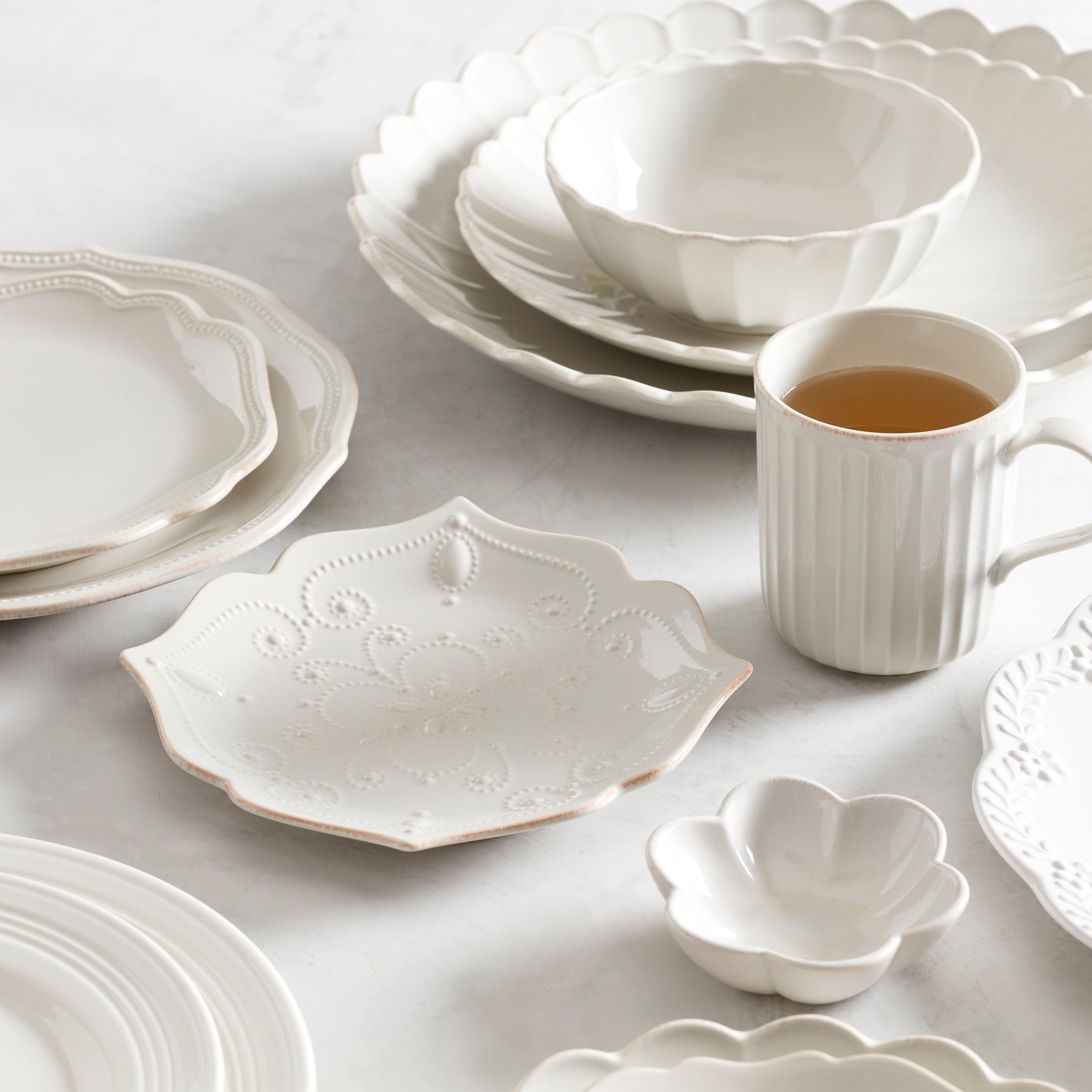 French Perle White 4-Piece Dessert Set - Image 3