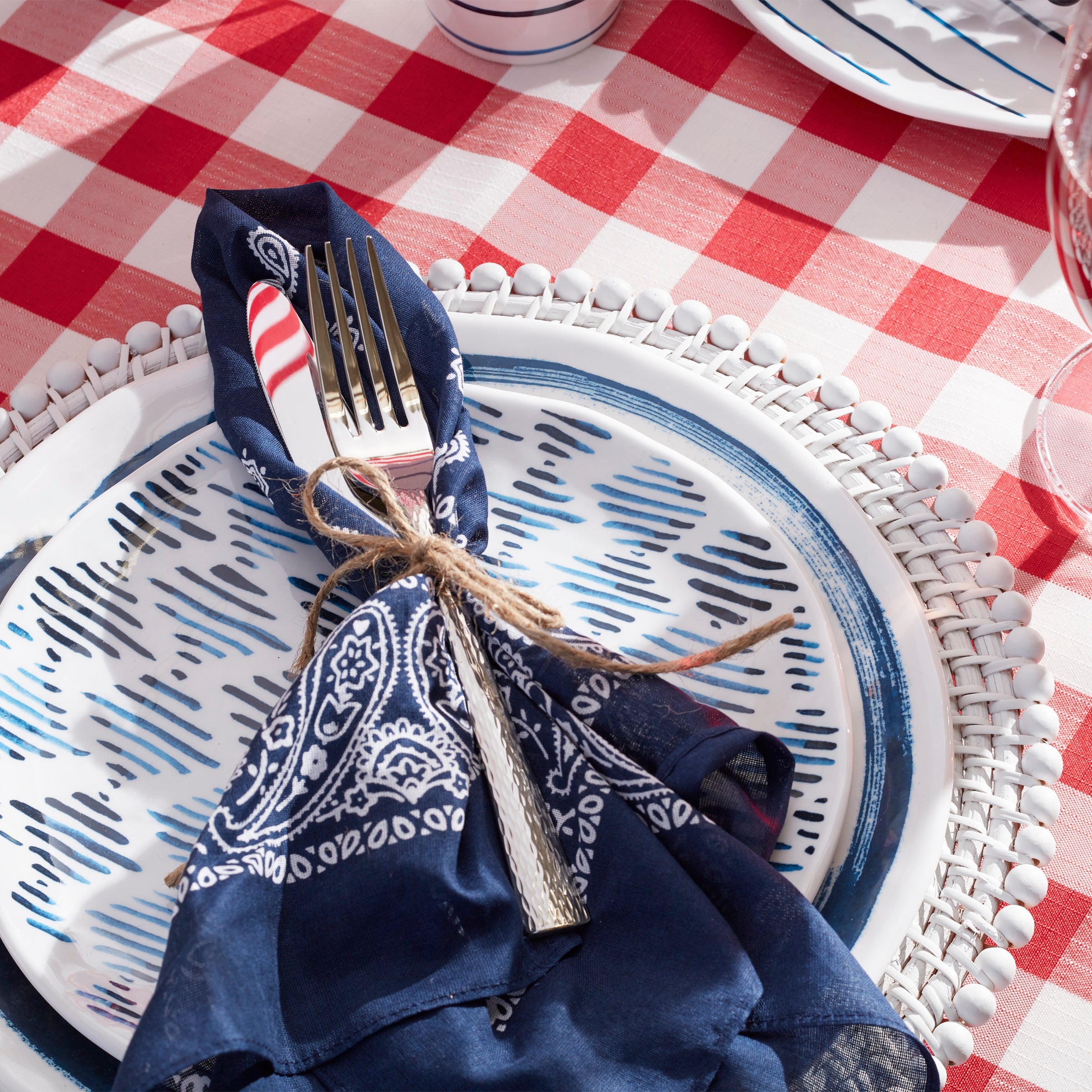 Blue Bay Melamine Assorted Accent Plates. Set of 4 - Image 4
