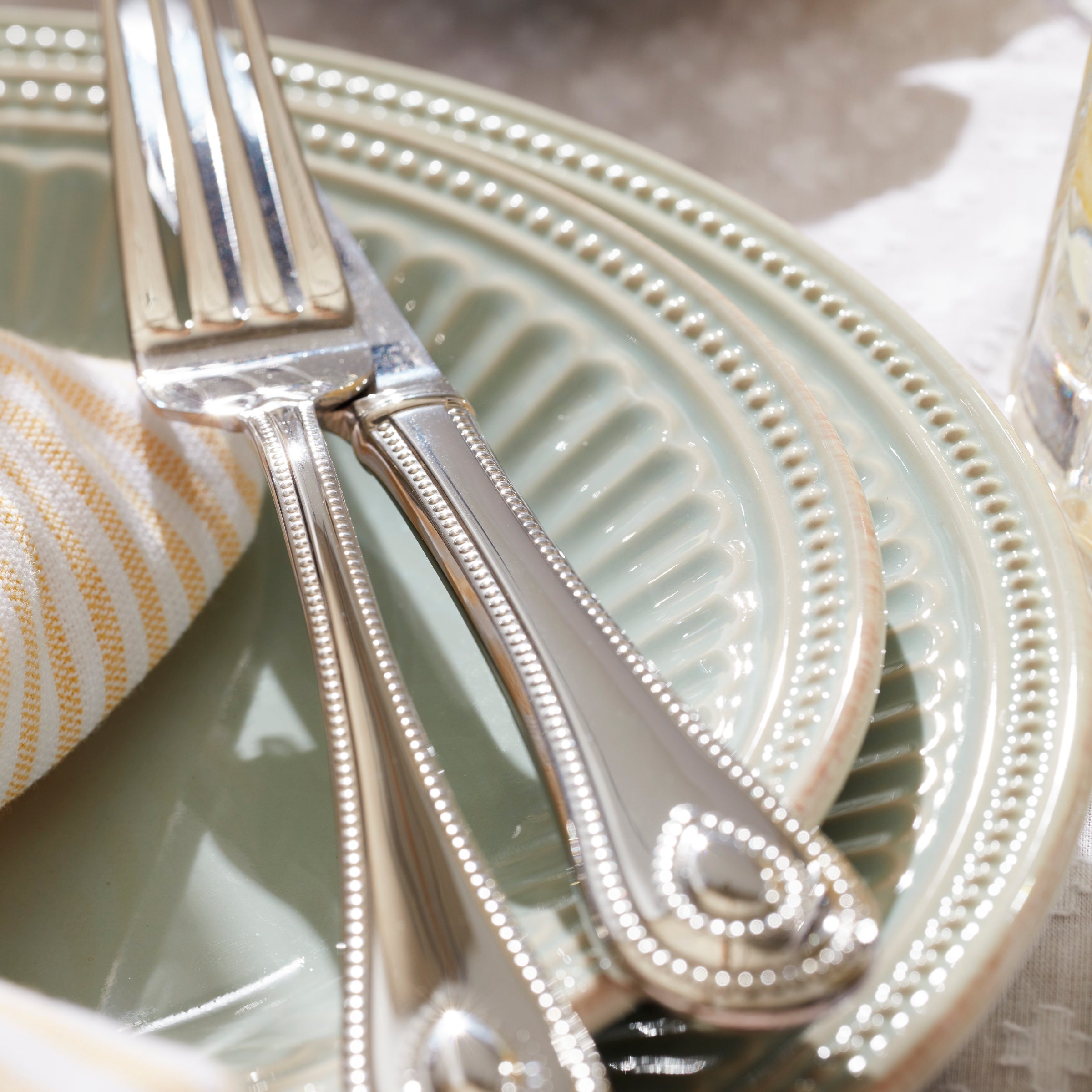 French Perle 65-Piece Flatware Set - Image 5