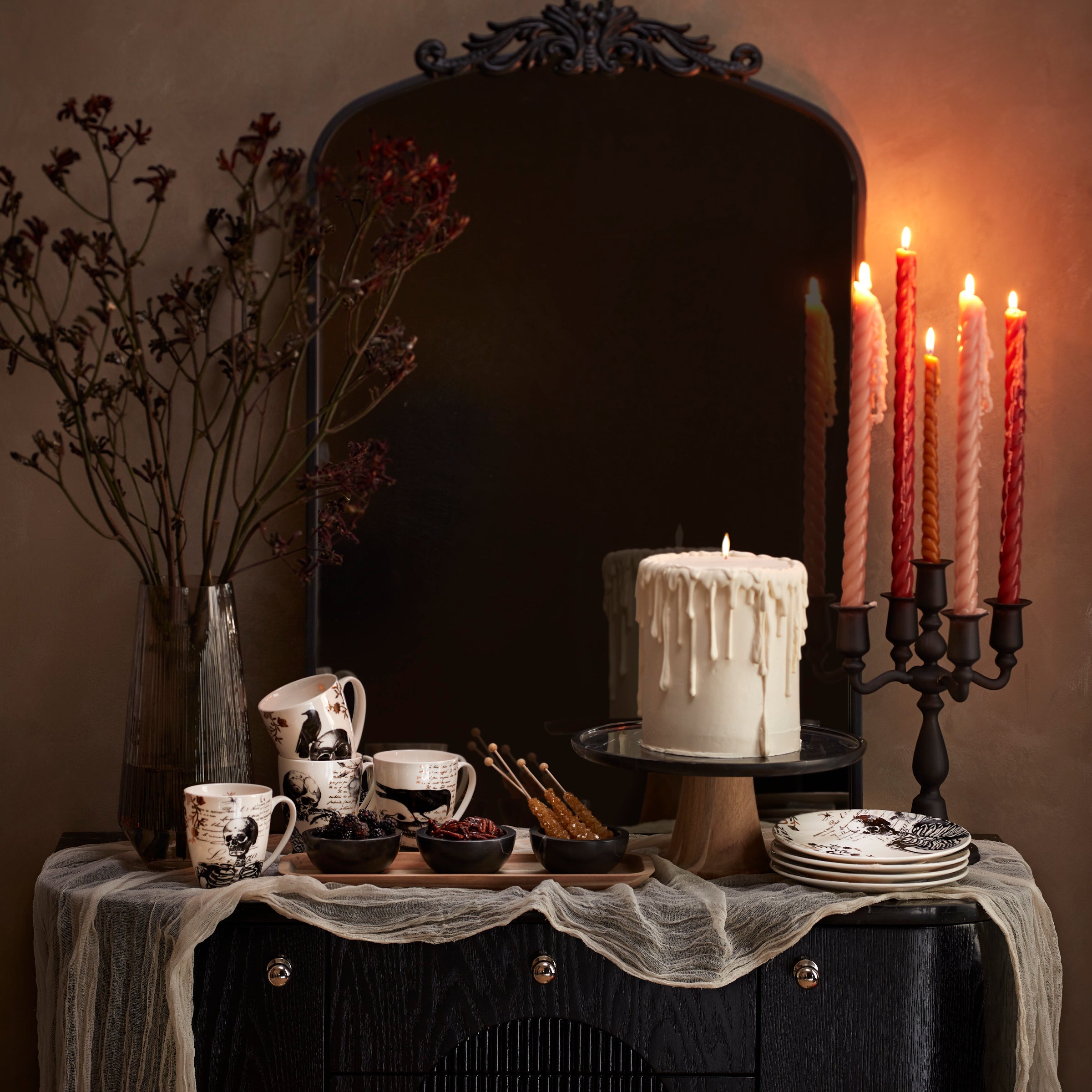 LX Collective Cake Plate - Image 4