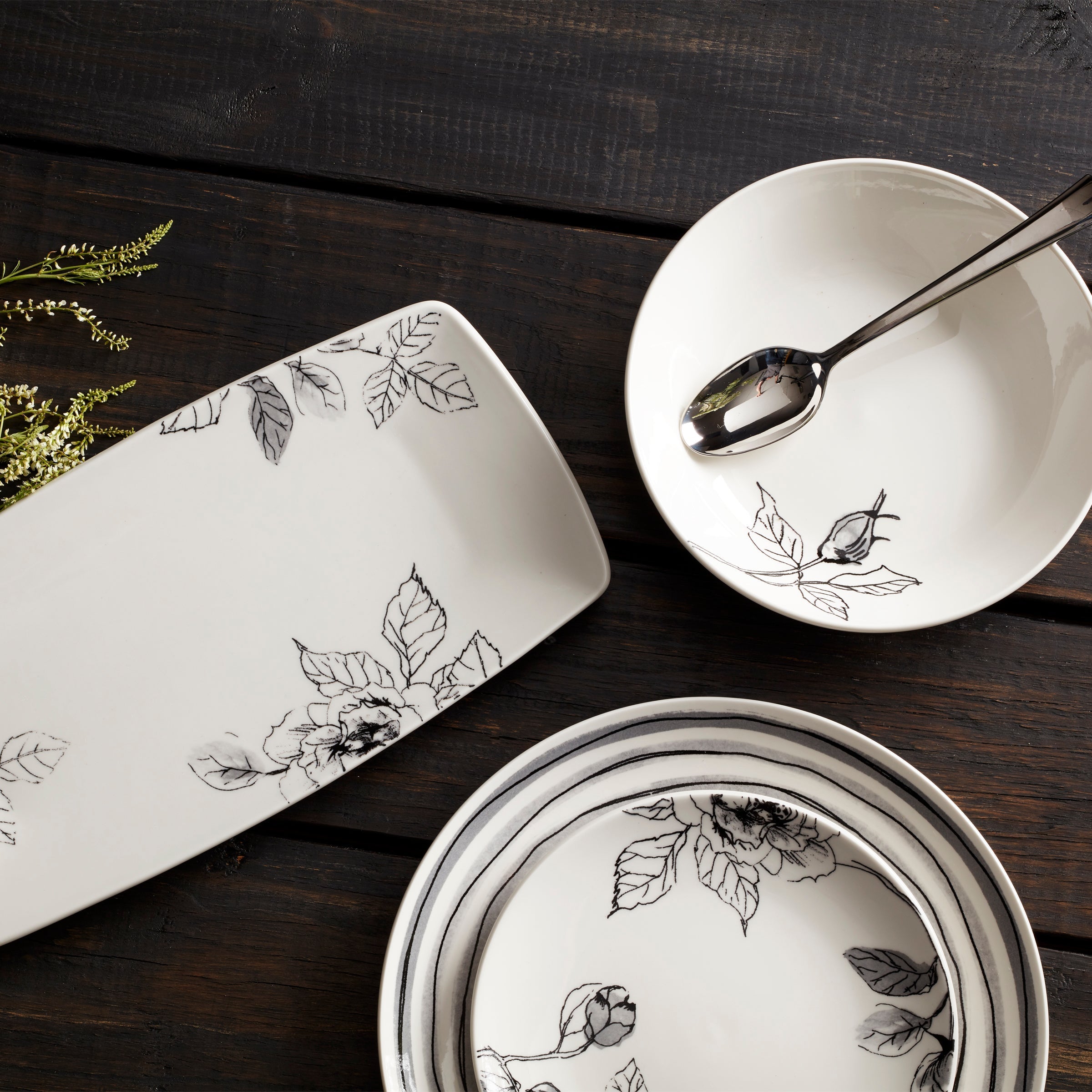 Sketchbook 12-Piece Dinnerware Set - Image 5