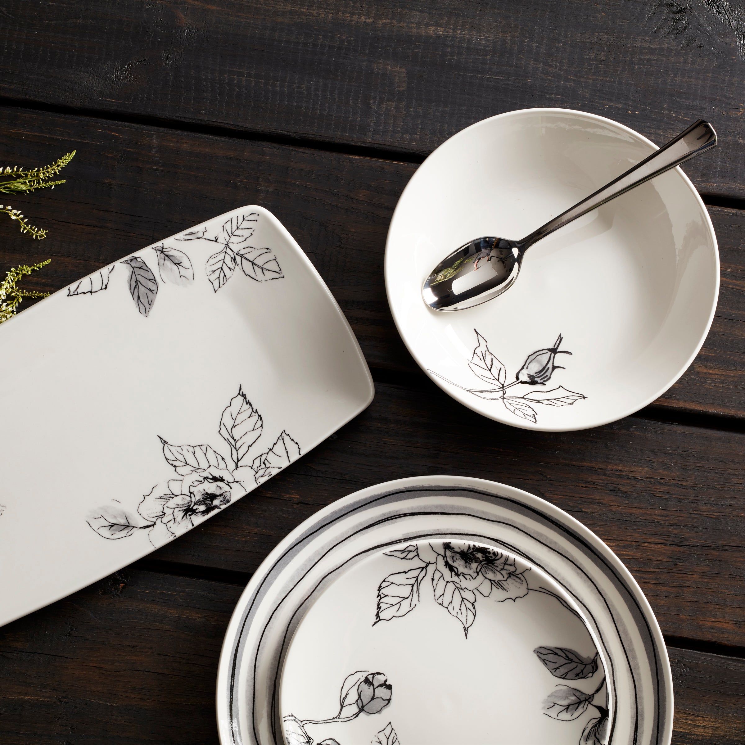 Sketchbook Salad Plate - Image 4