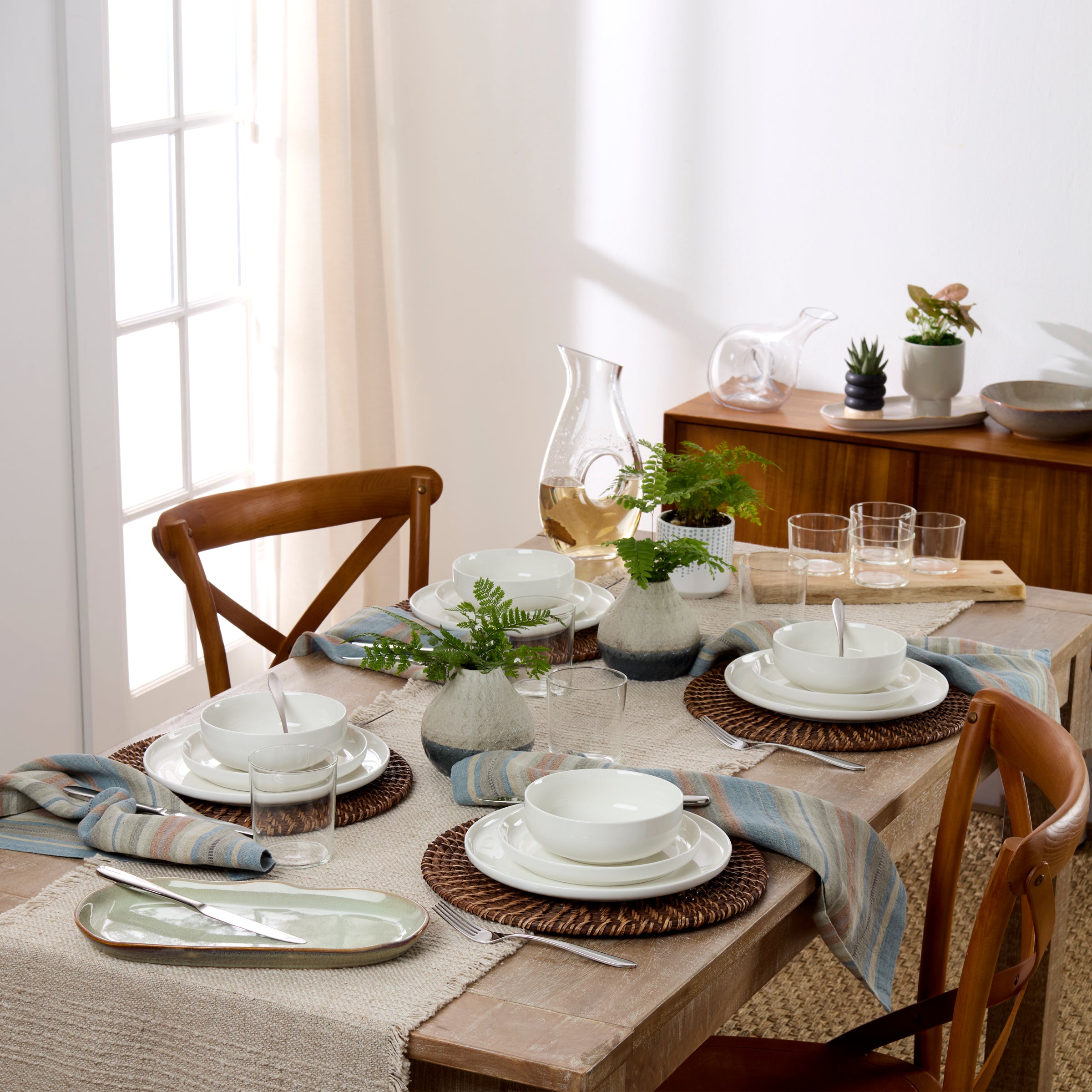 24 Seven White 18-Piece Dinnerware Set - Image 2