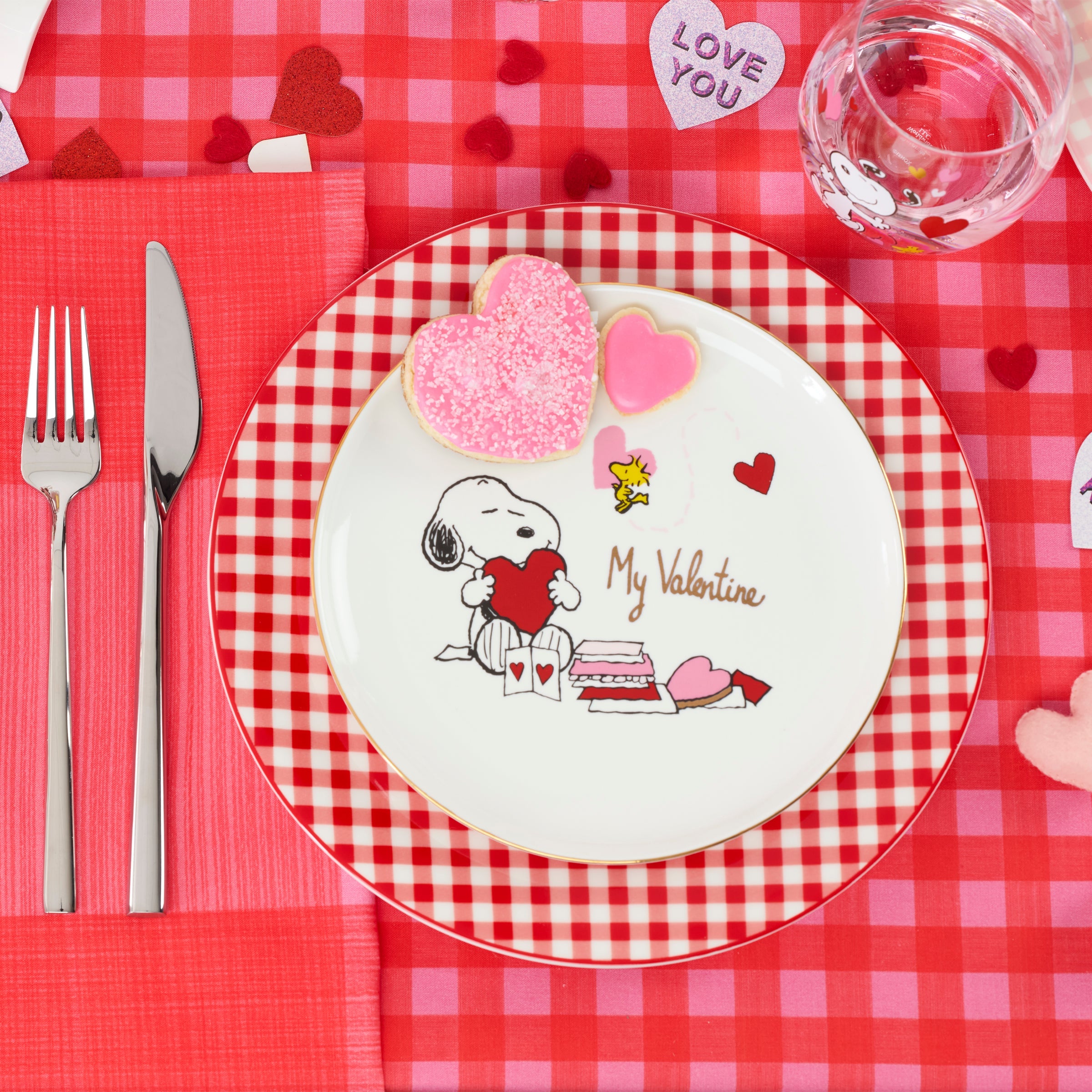 Gingham Red Dinner Plates. Set of 4 - Image 3