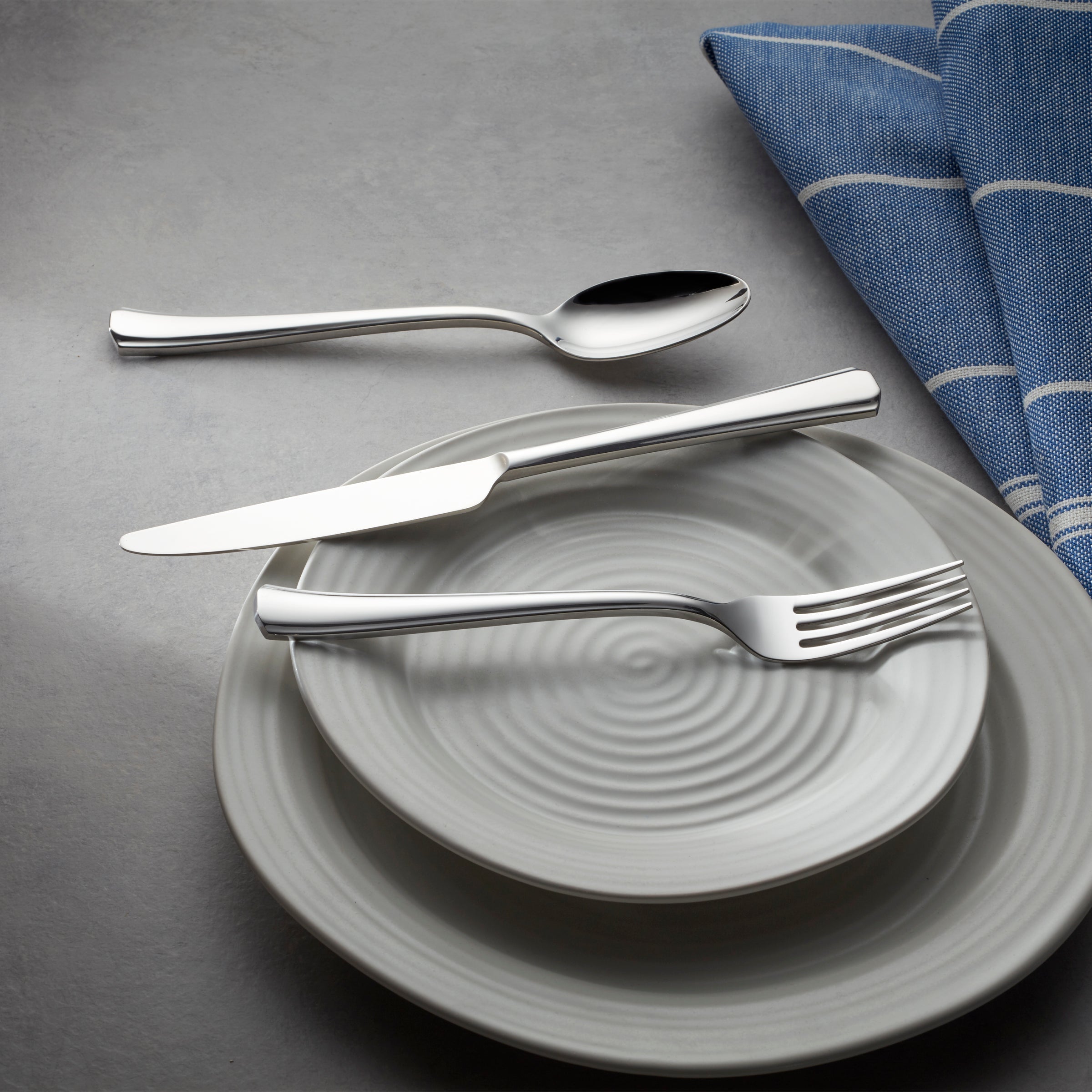 Bleeker 20-Piece Flatware Set - Image 7