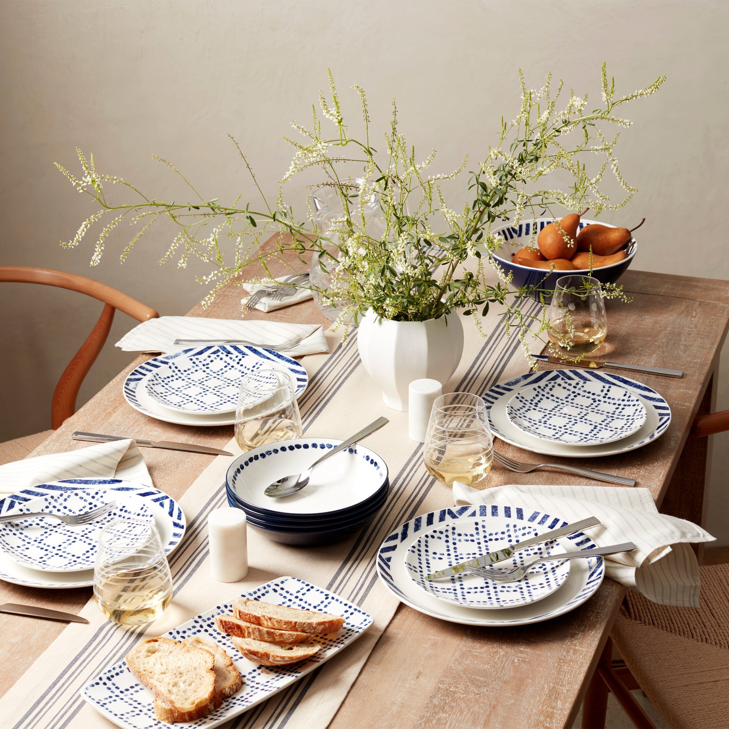 Kennedy 20-Piece Flatware Set - Image 6