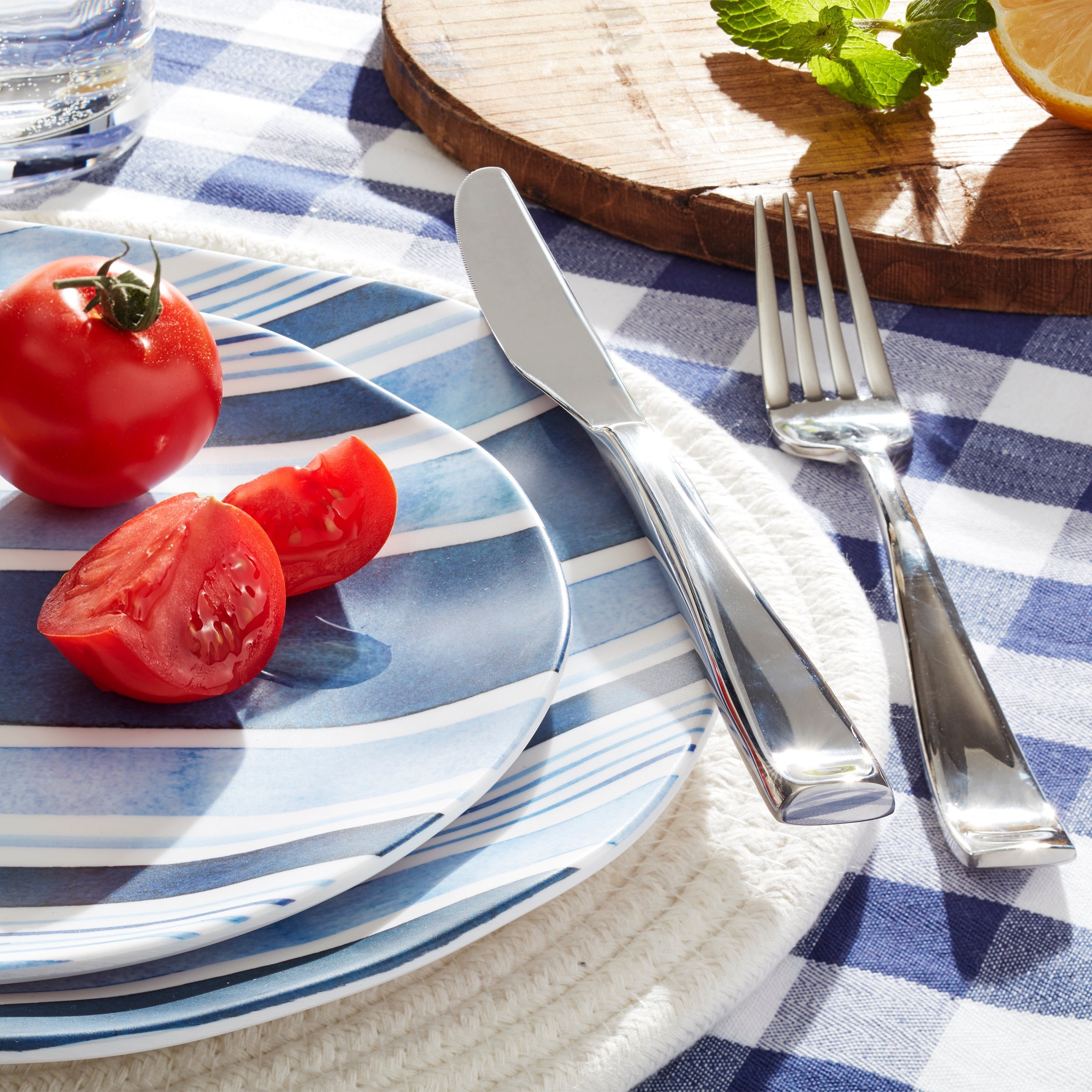 Moda 75-Piece Flatware Set - Image 6