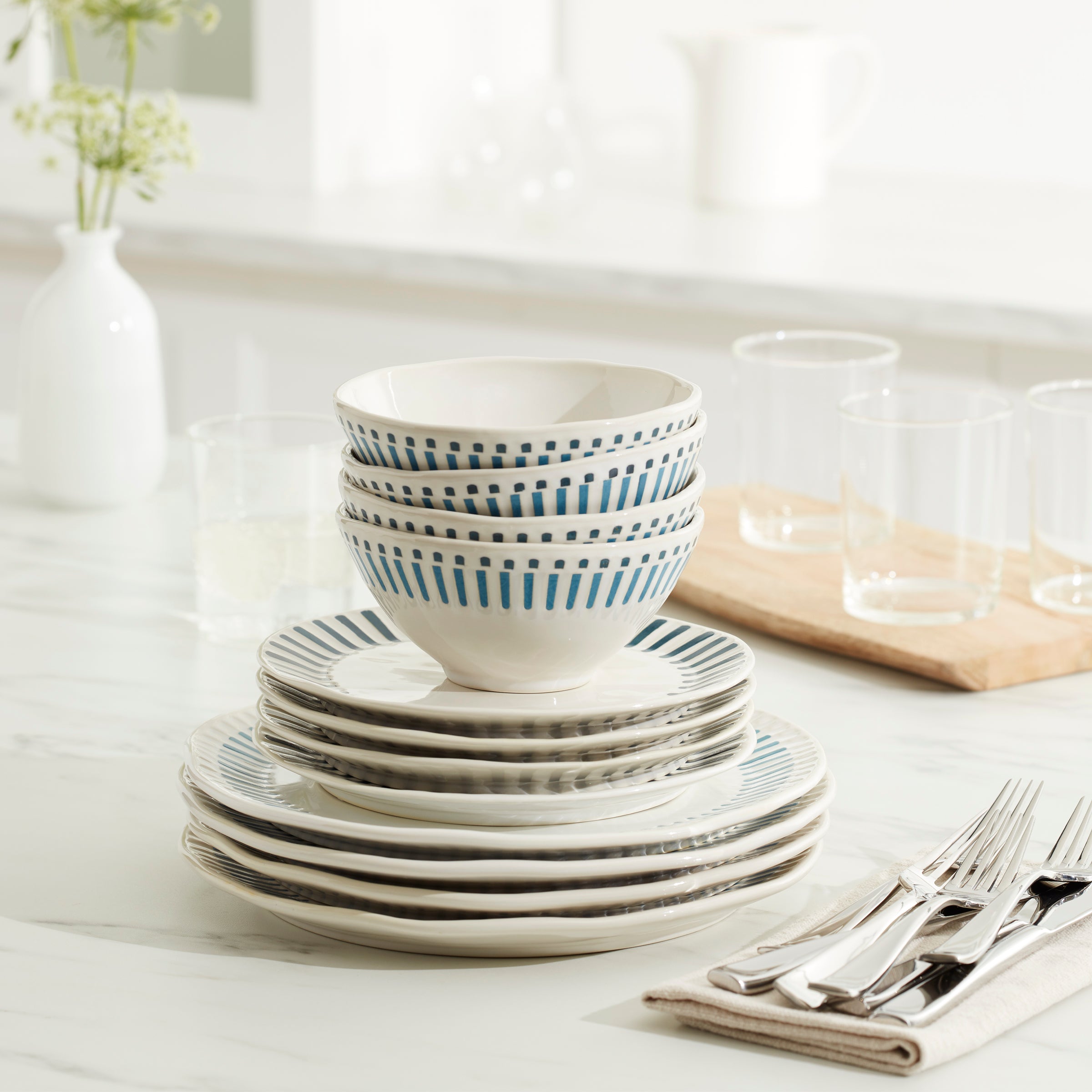 Artisanal Stripe 12-Piece Dinnerware Set - Image 3