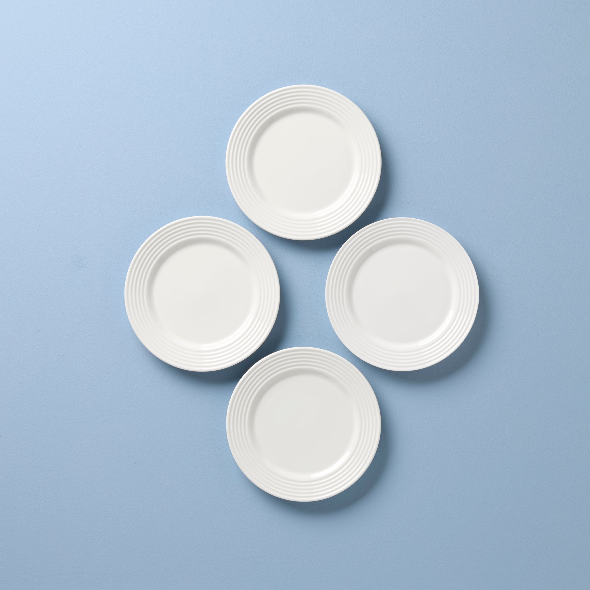 Tin Can Alley Dessert Plates. Set of 4