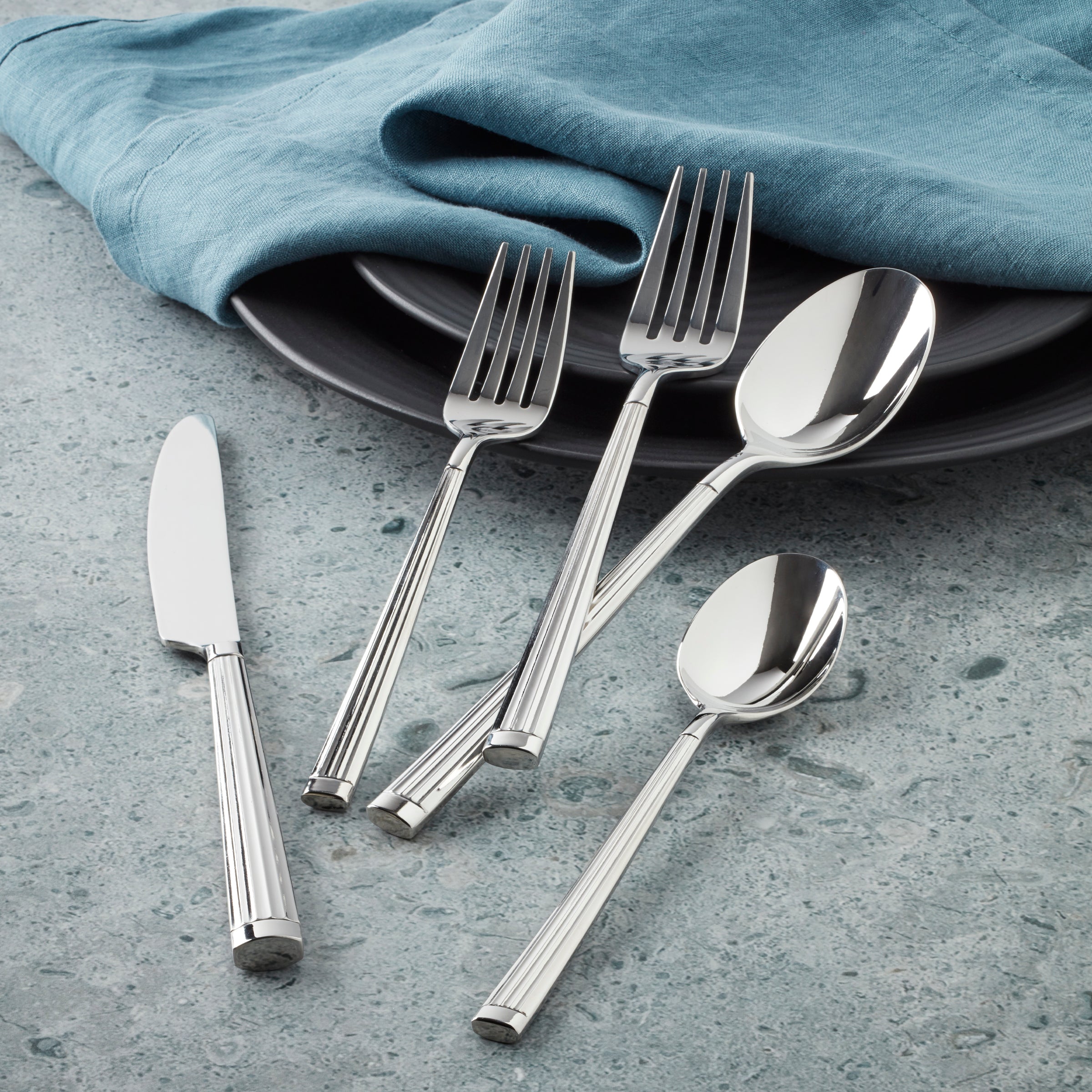 Robyn 20-Piece Flatware Set - Image 2