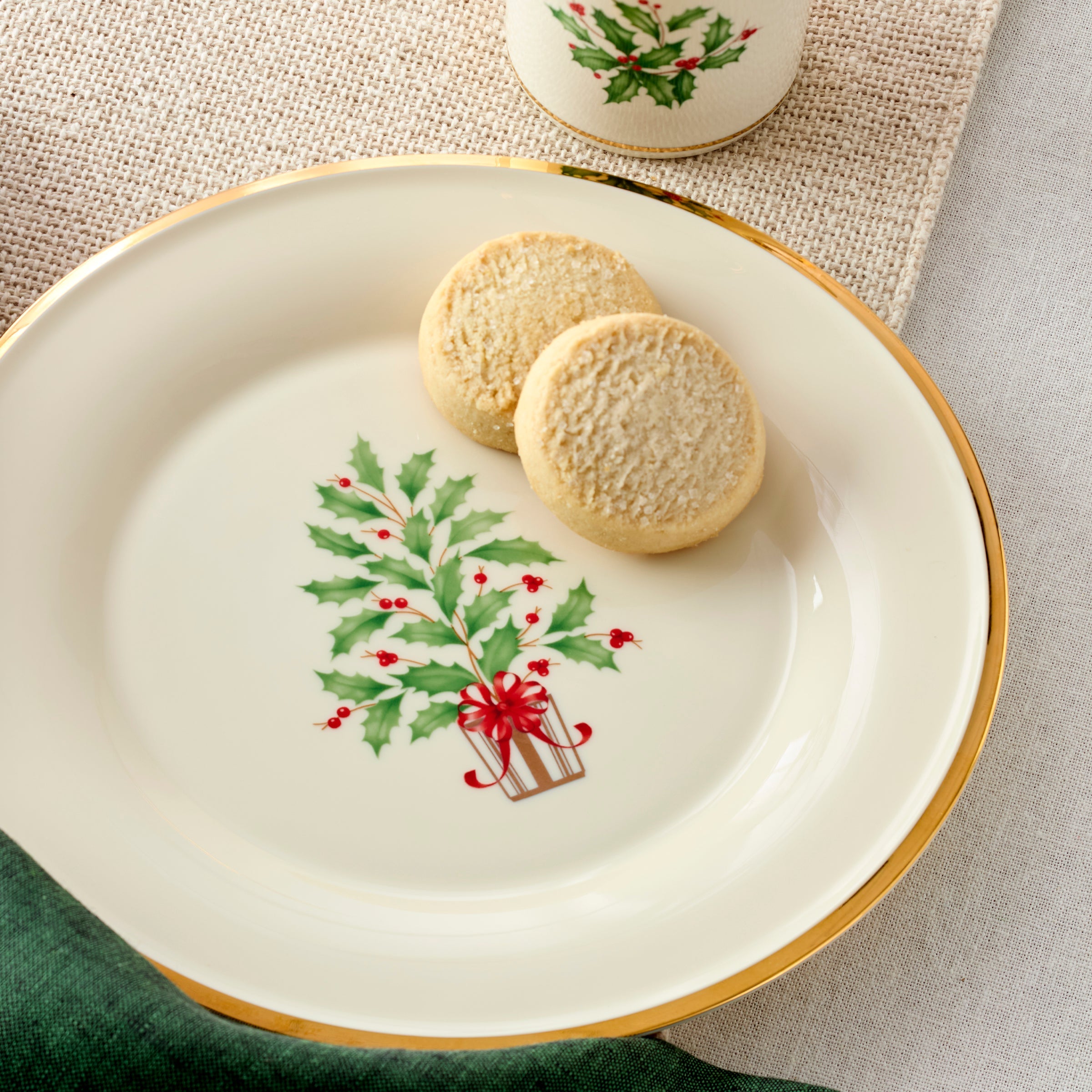 Holiday Tree Accent Plates. Set of 4 - Image 3