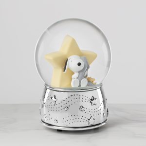 Little Snoopy Musical Water Globe