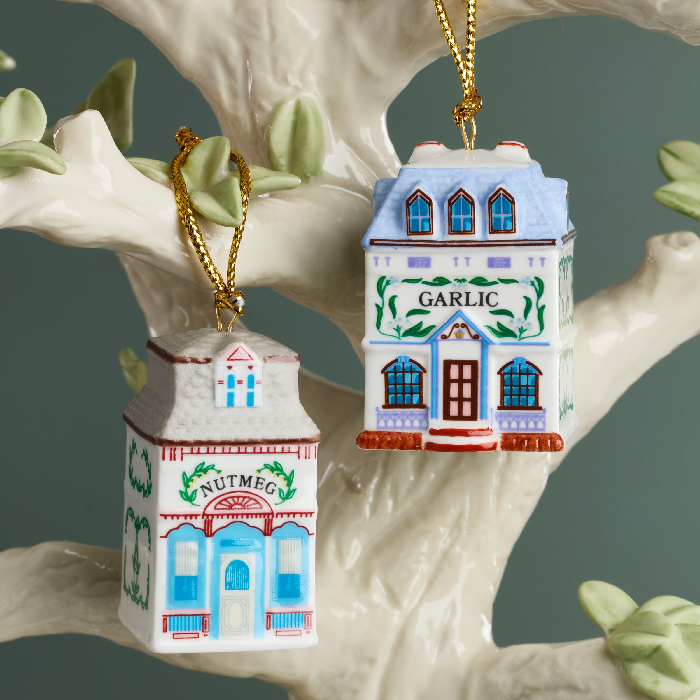 Lenox Spice Village 10-Piece Mini Ornament Set - Image 6