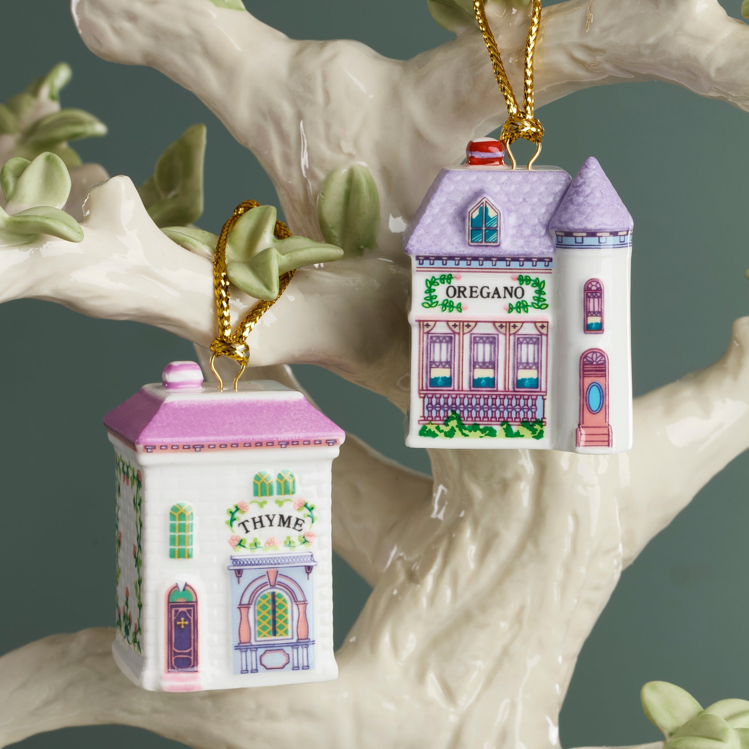 Lenox Spice Village 10-Piece Mini Ornament Set - Image 7