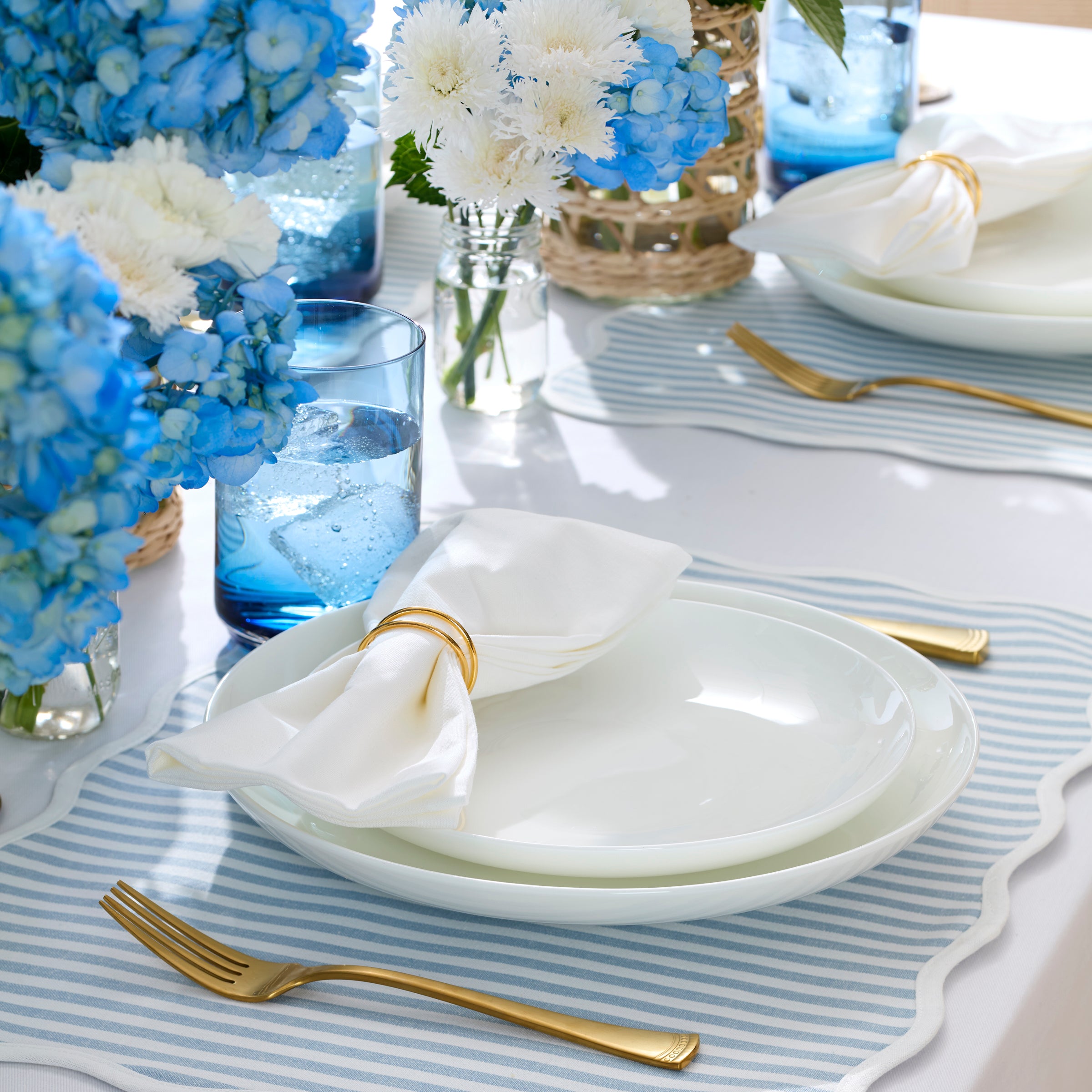 Studio 1414 Coupe 12-Piece Dinnerware Set - Image 2