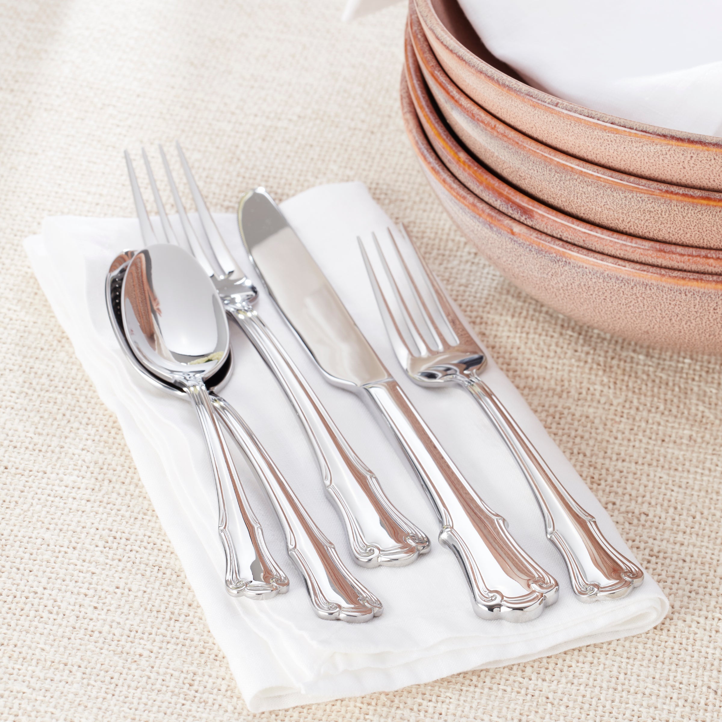 James Street 45-Piece Set Flatware - Image 4