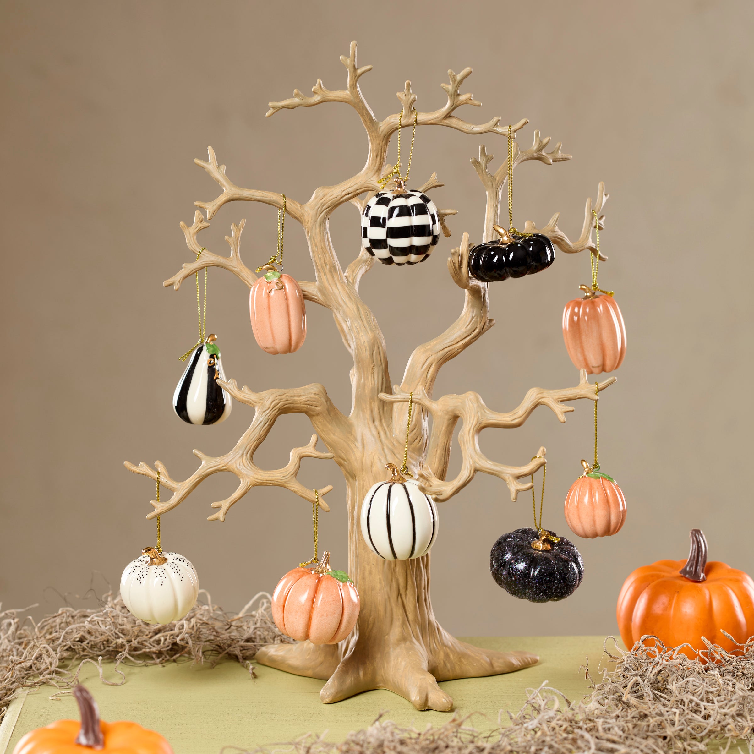 Rustic Oak Ornament Tree - Image 4