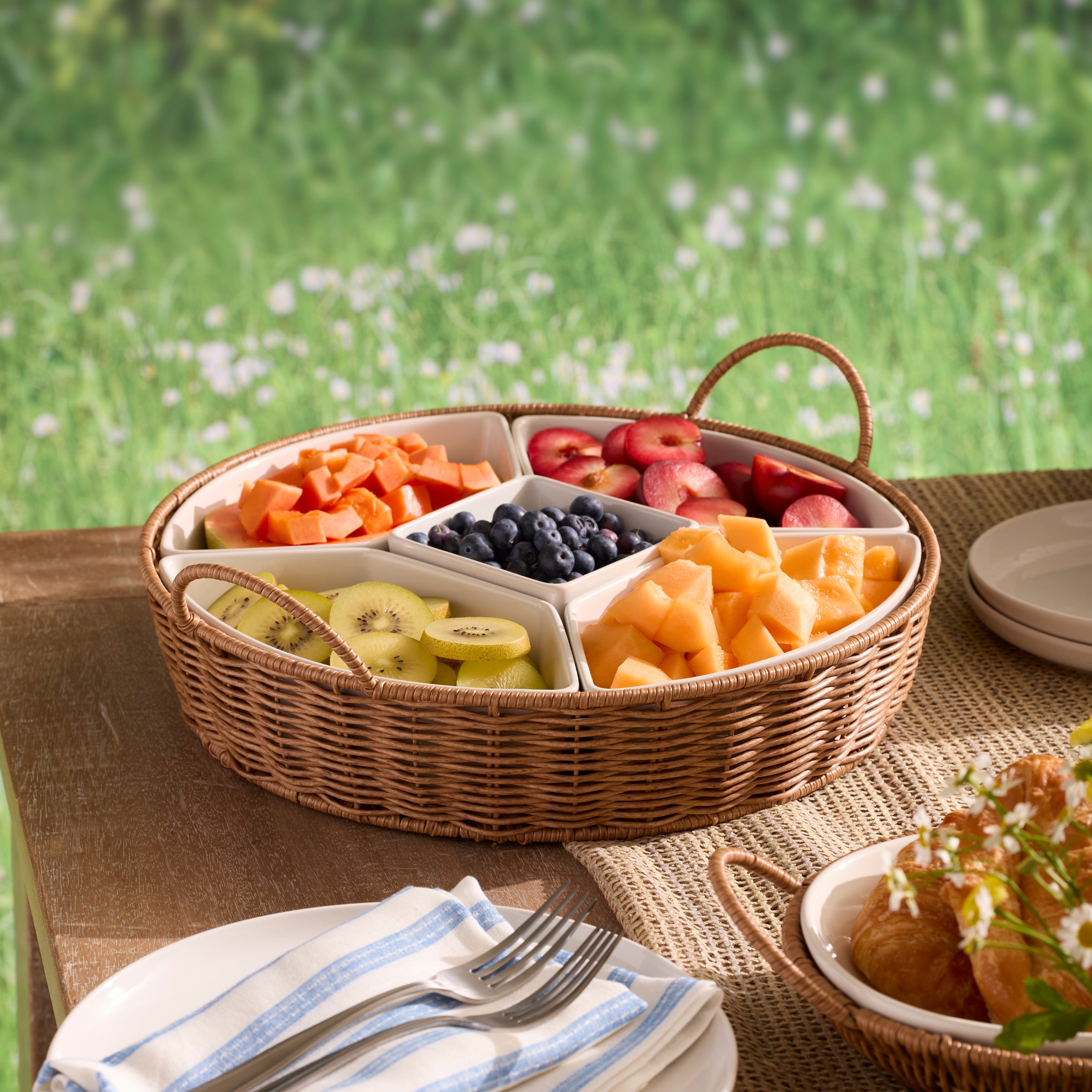 Willow & White 6-Piece Serving Set - Image 4