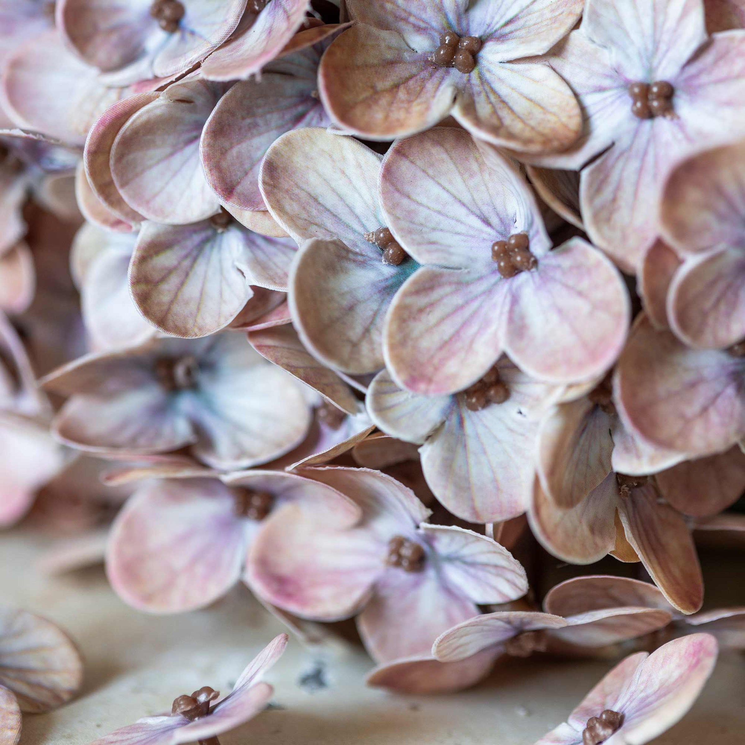 Artificial Real Touch Antique Blush Hydrangea Stem - Image 4