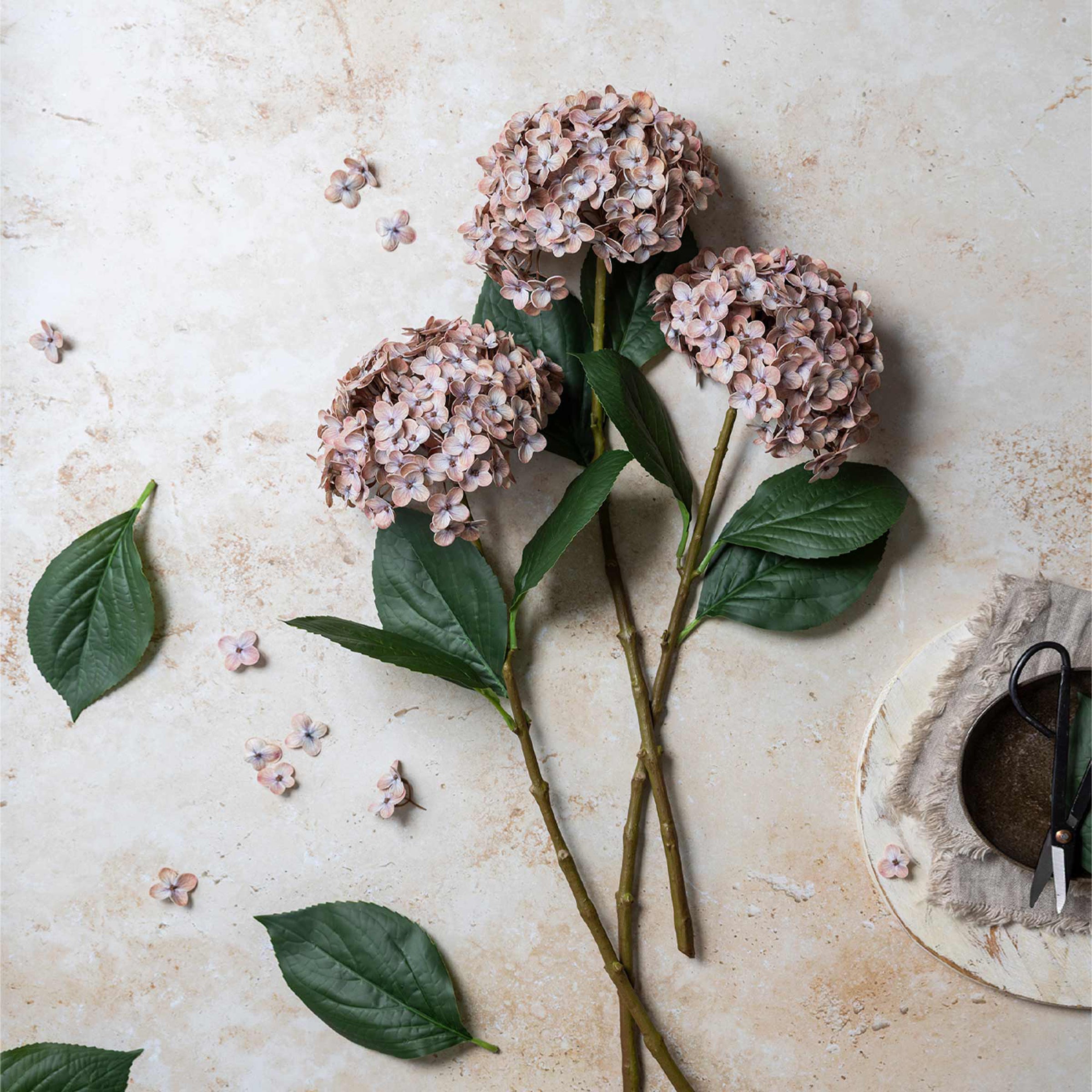 Artificial Real Touch Antique Blush Hydrangea Stem - Image 3