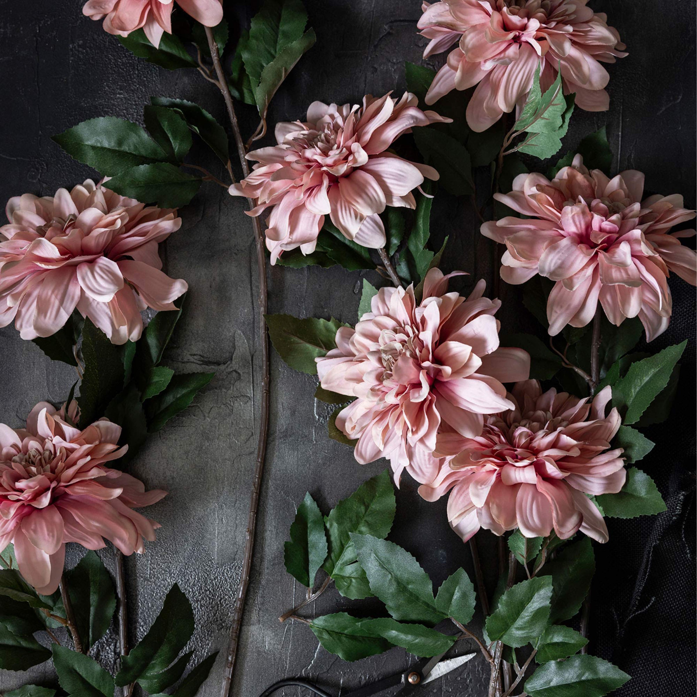 Artificial Flamingo Dahlia Stem - Image 3