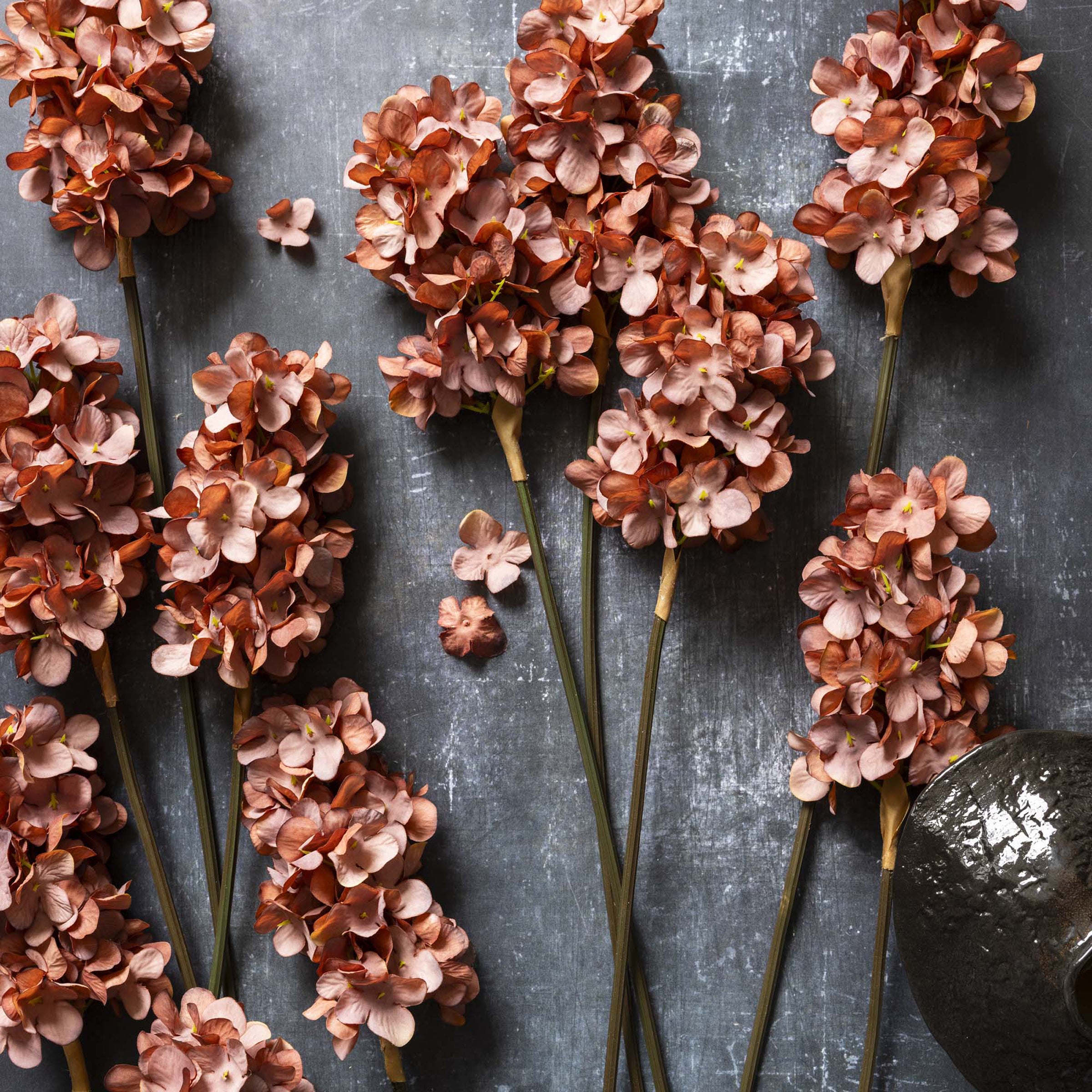 Artificial Antique Pink Cone Hydrangea Stem - Image 3