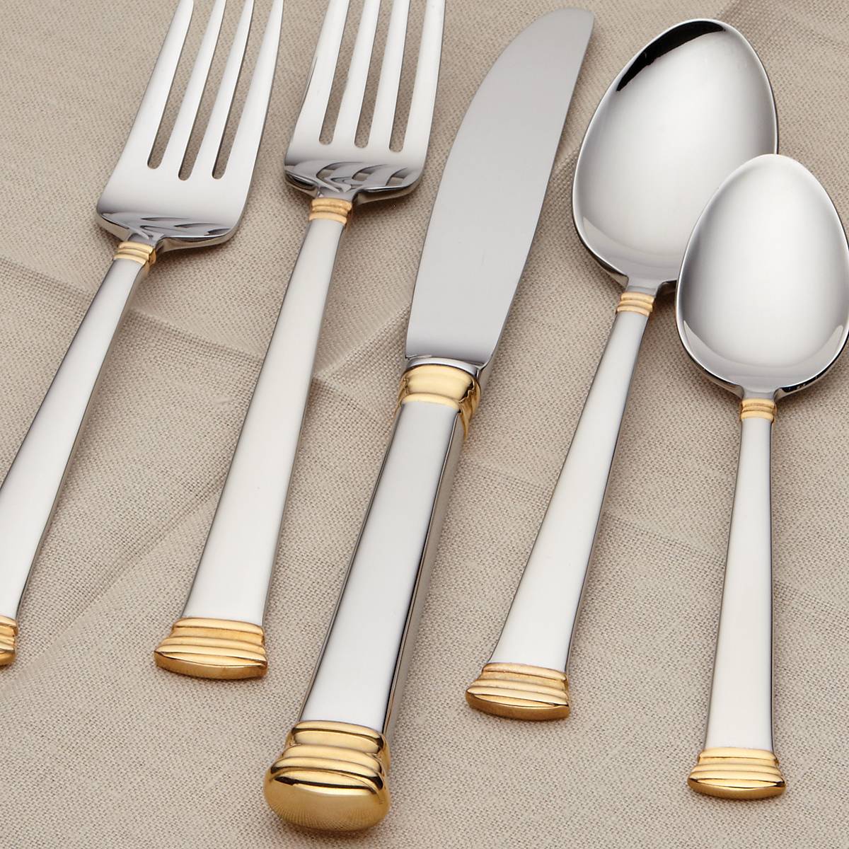 Eternal Gold 5-Piece Place Setting - Image 3