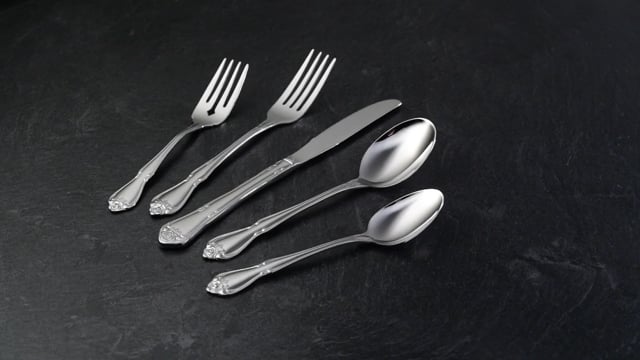 True Rose Dinner Knives. Set of 4 - Image 2