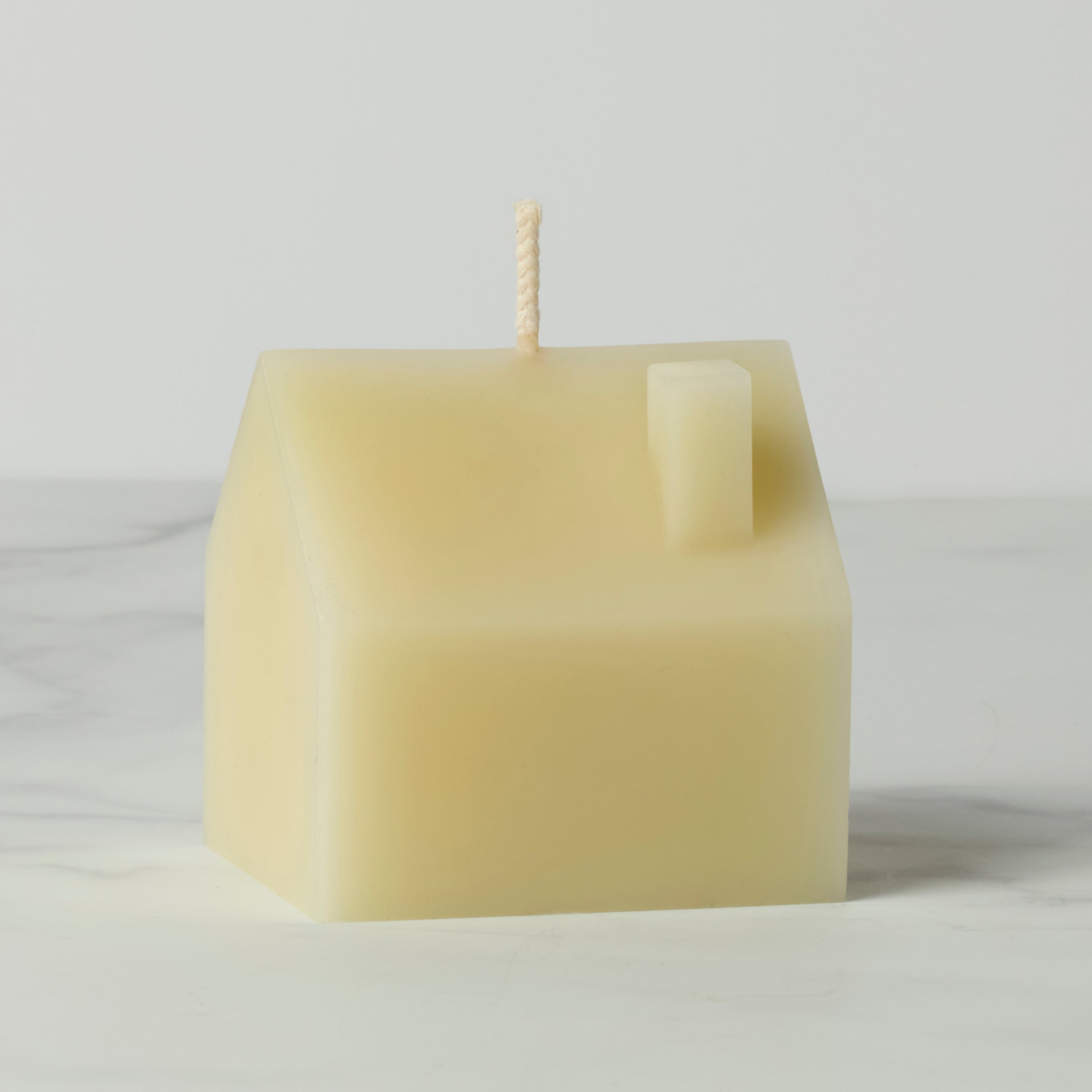 Iconic Cream Large House Candle - Image 3