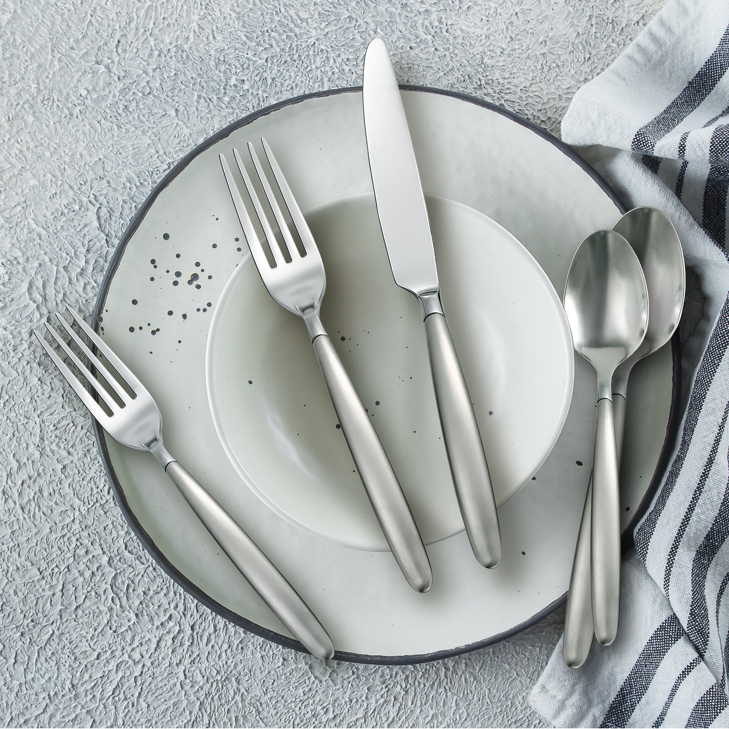 Tidal Frosted 30-Piece Flatware Set - Image 3