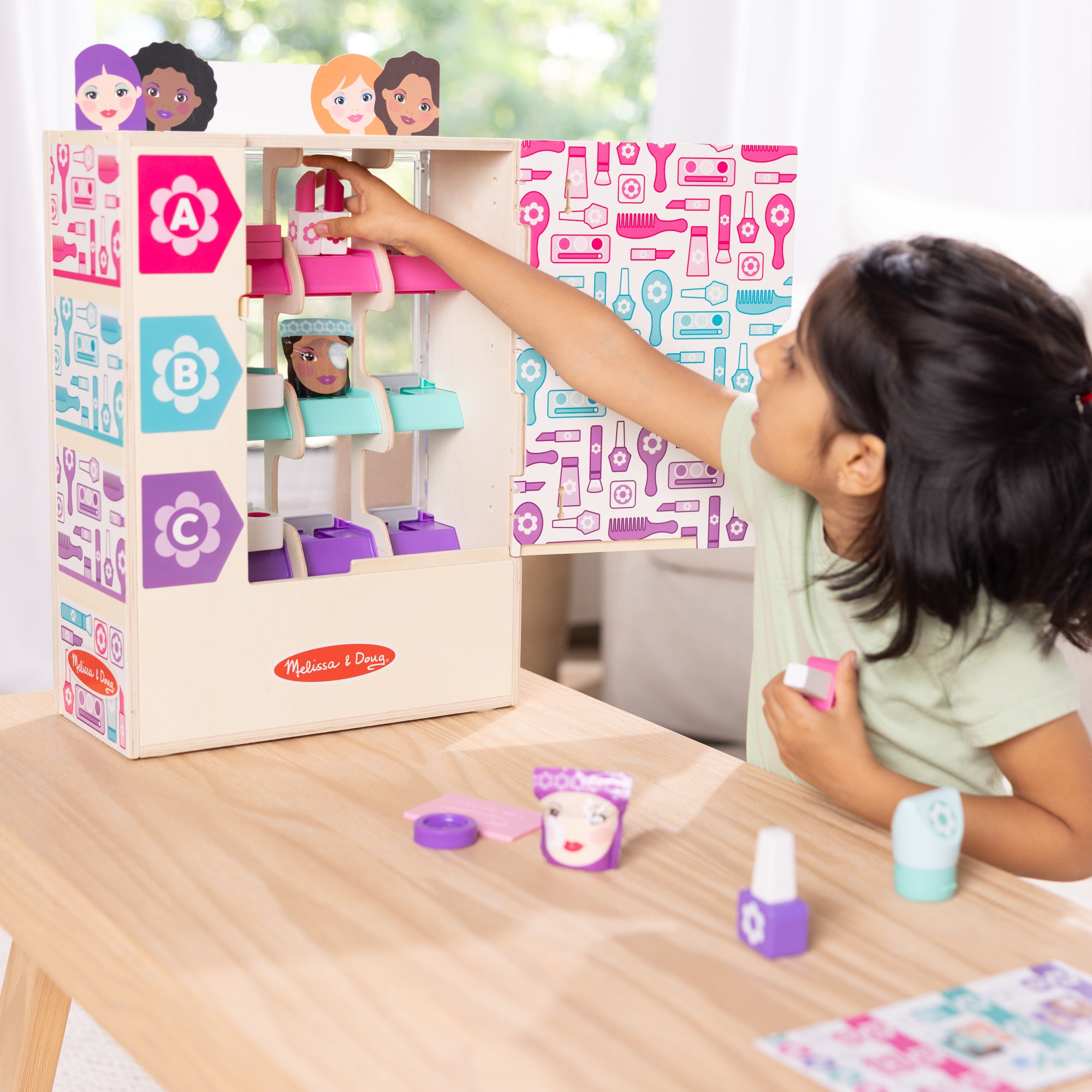 Sort. Stock. Select Beauty Kiosk Play Set - Image 6