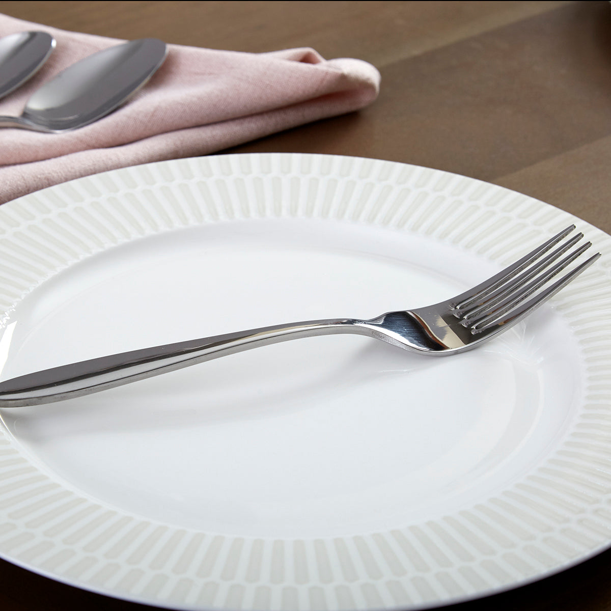 Mooncrest 20-Piece Flatware Set - Image 4