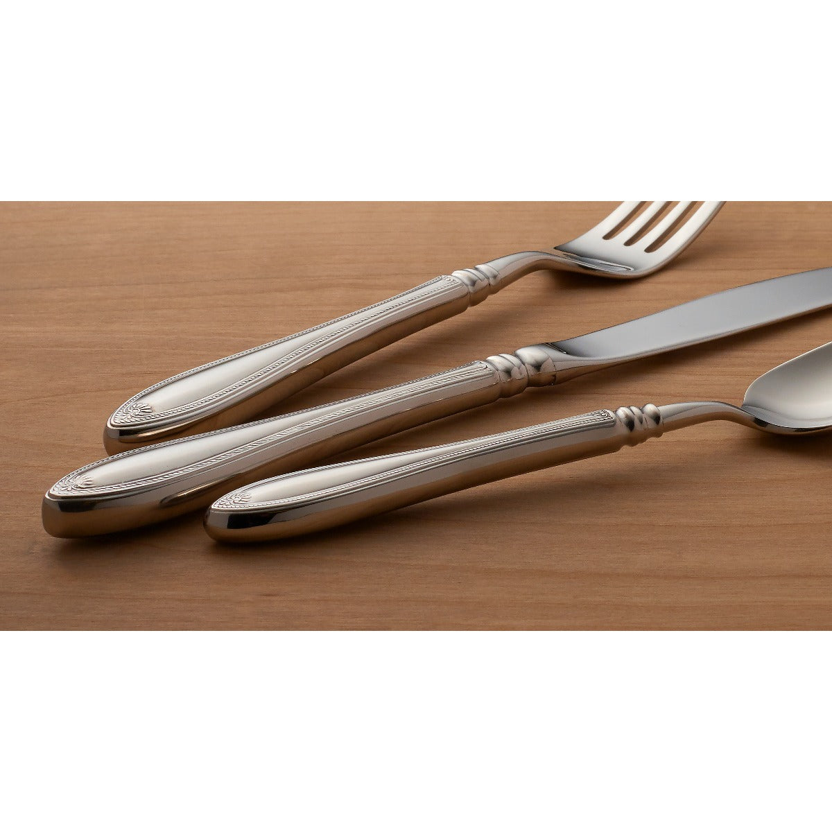 Sheraton 5-Piece Place Setting - Image 4